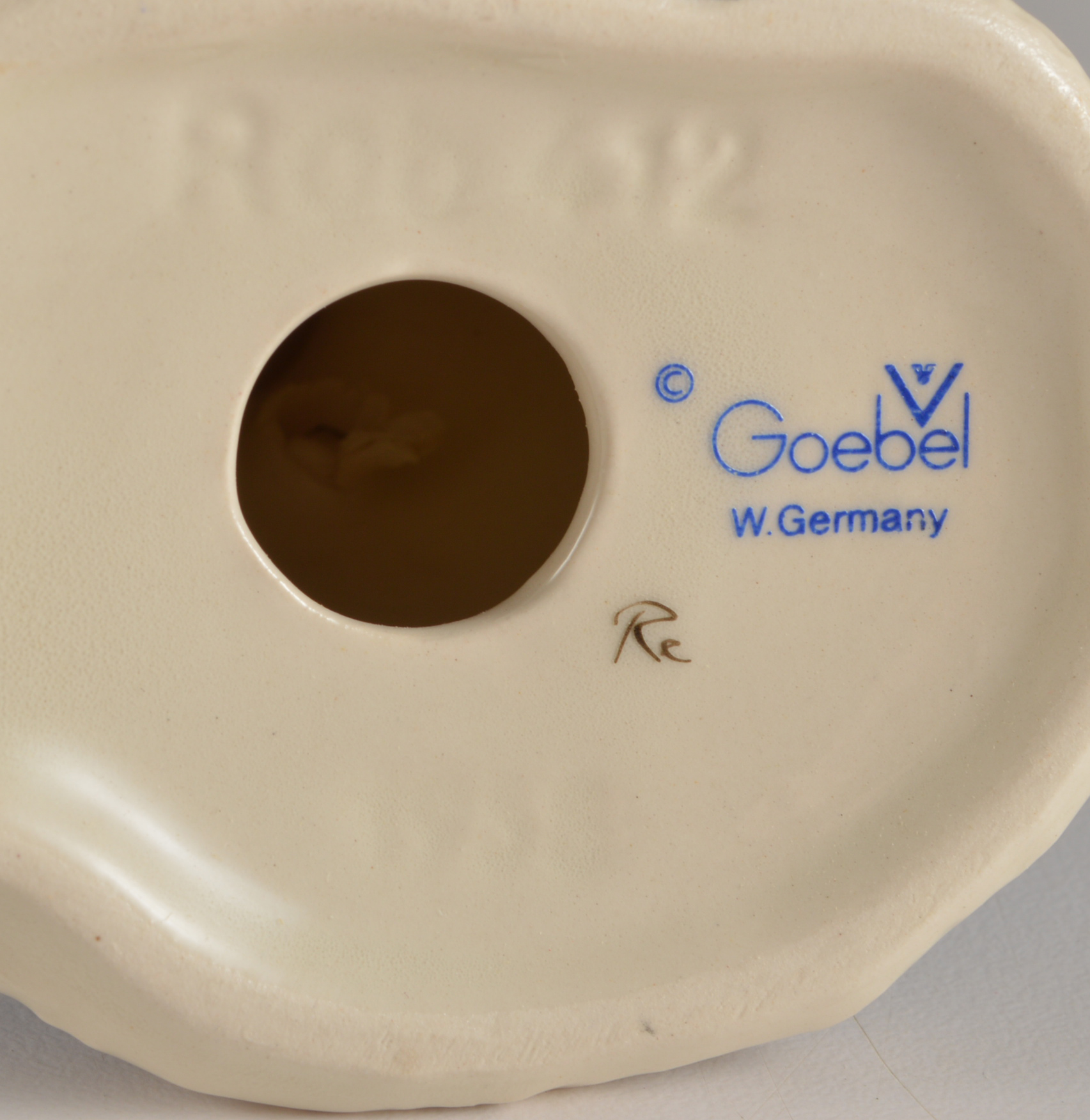 Two Goebel Nativity Figurine