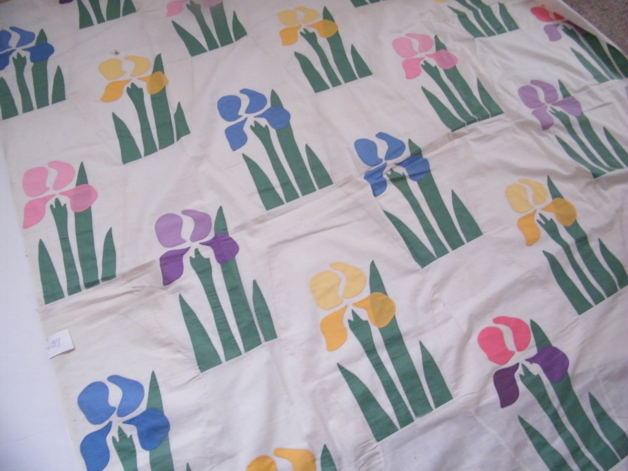 Vintage 'Iris' Quilt Top