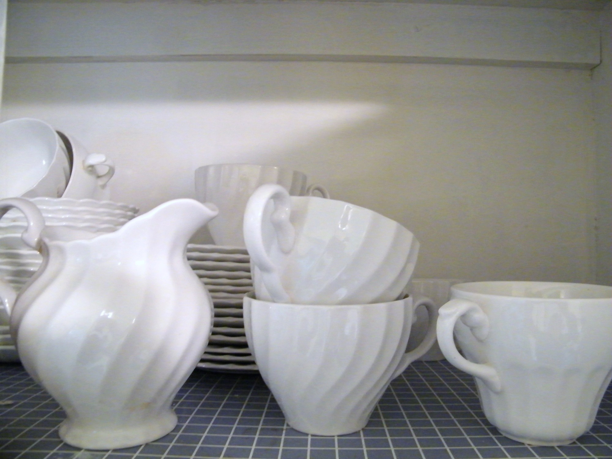 Kitchenware, China, Appliances Cleanout