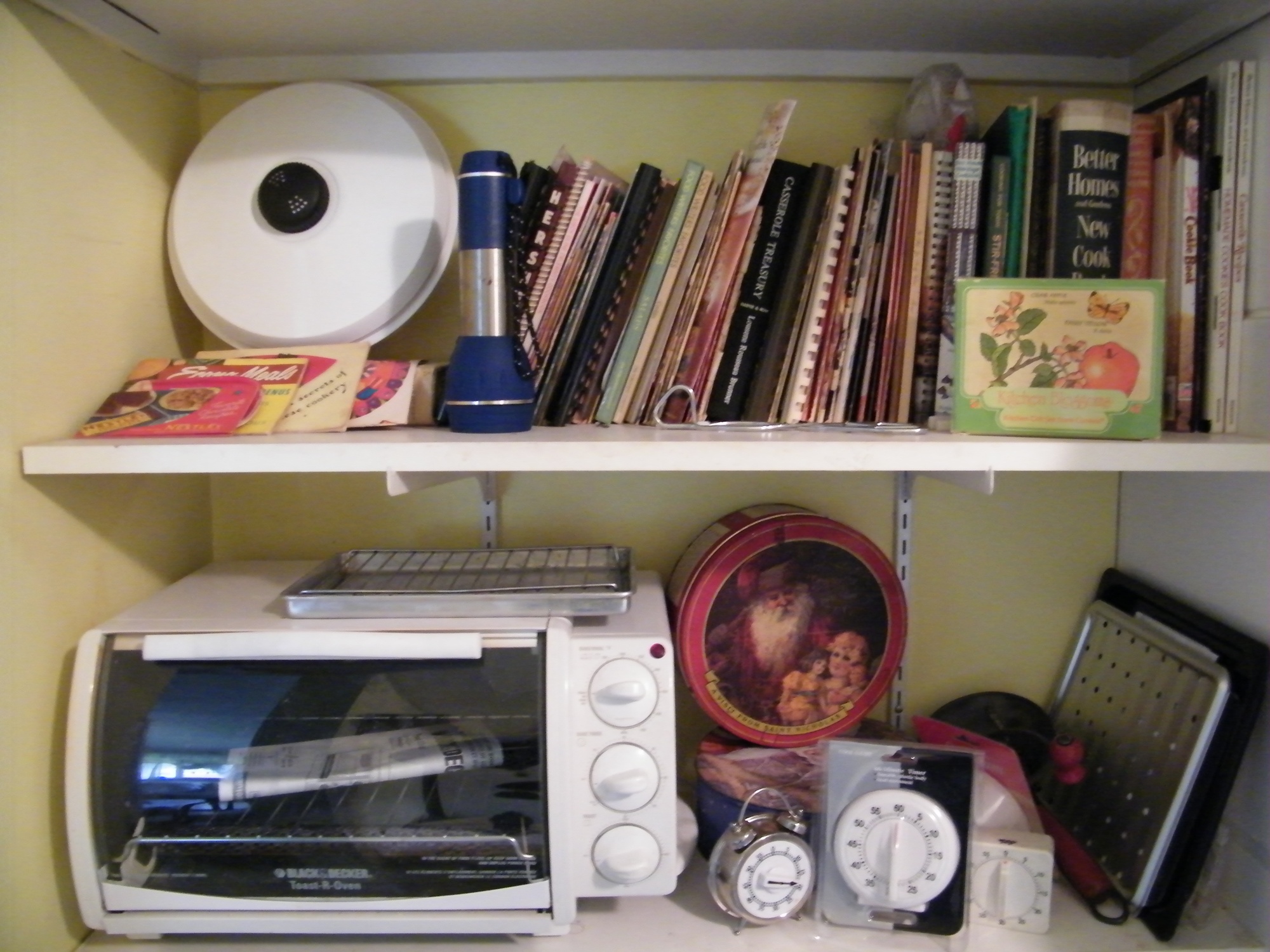 Kitchenware, China, Appliances Cleanout