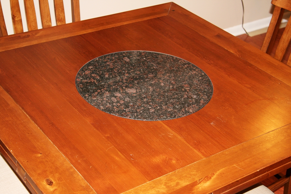 Havertys Furniture Gathering Table