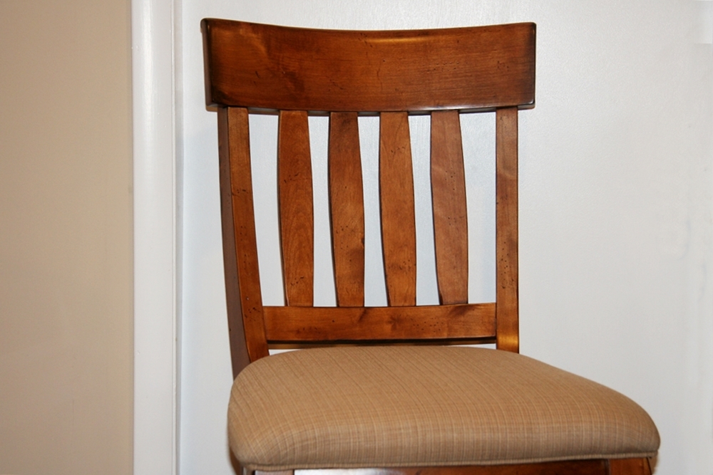 Havertys Furniture Gathering Table