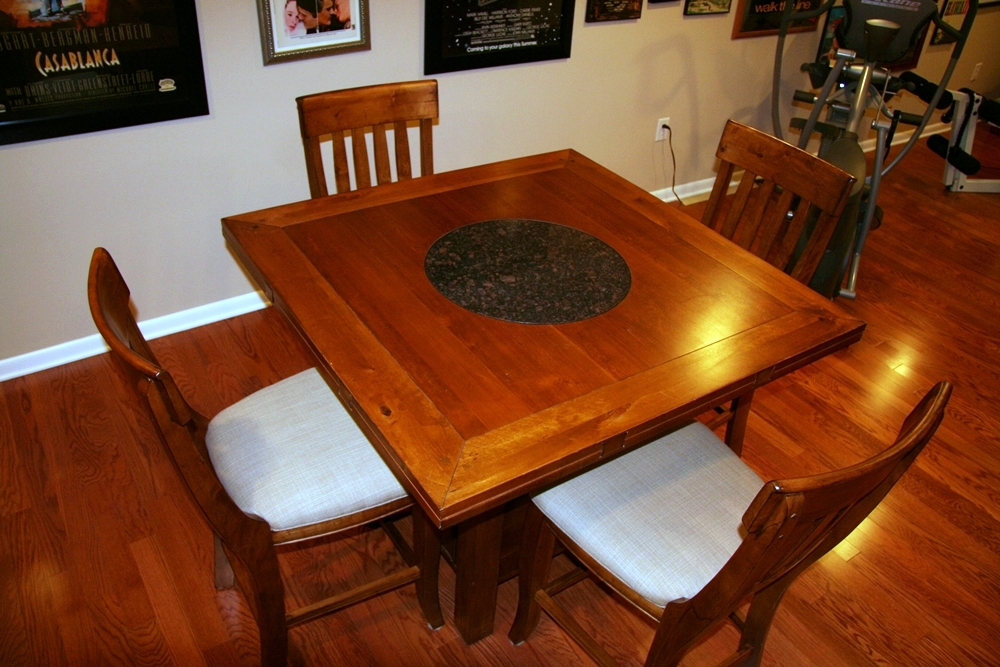 Havertys Furniture Gathering Table