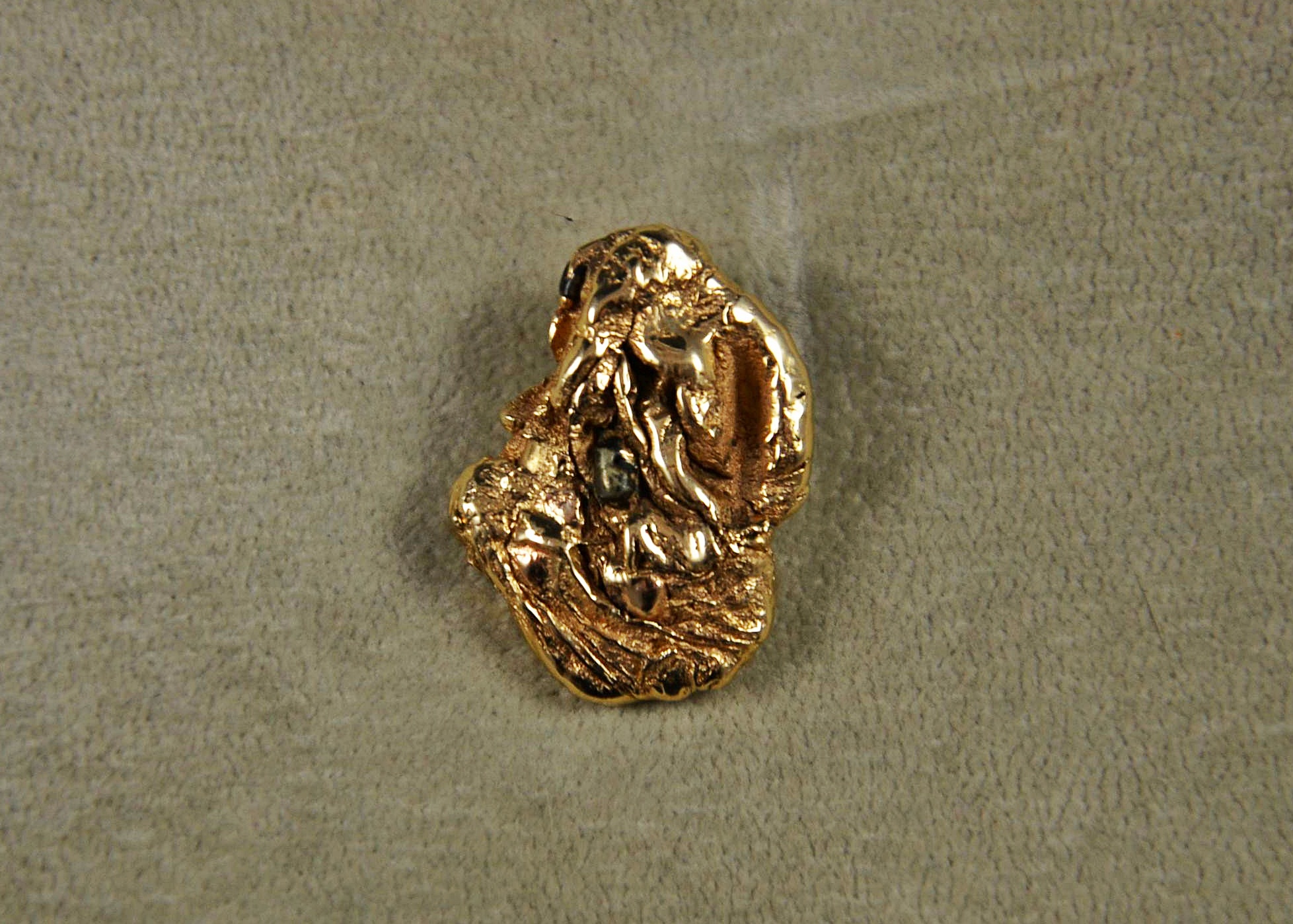 14K Yellow Gold Nugget Pendant