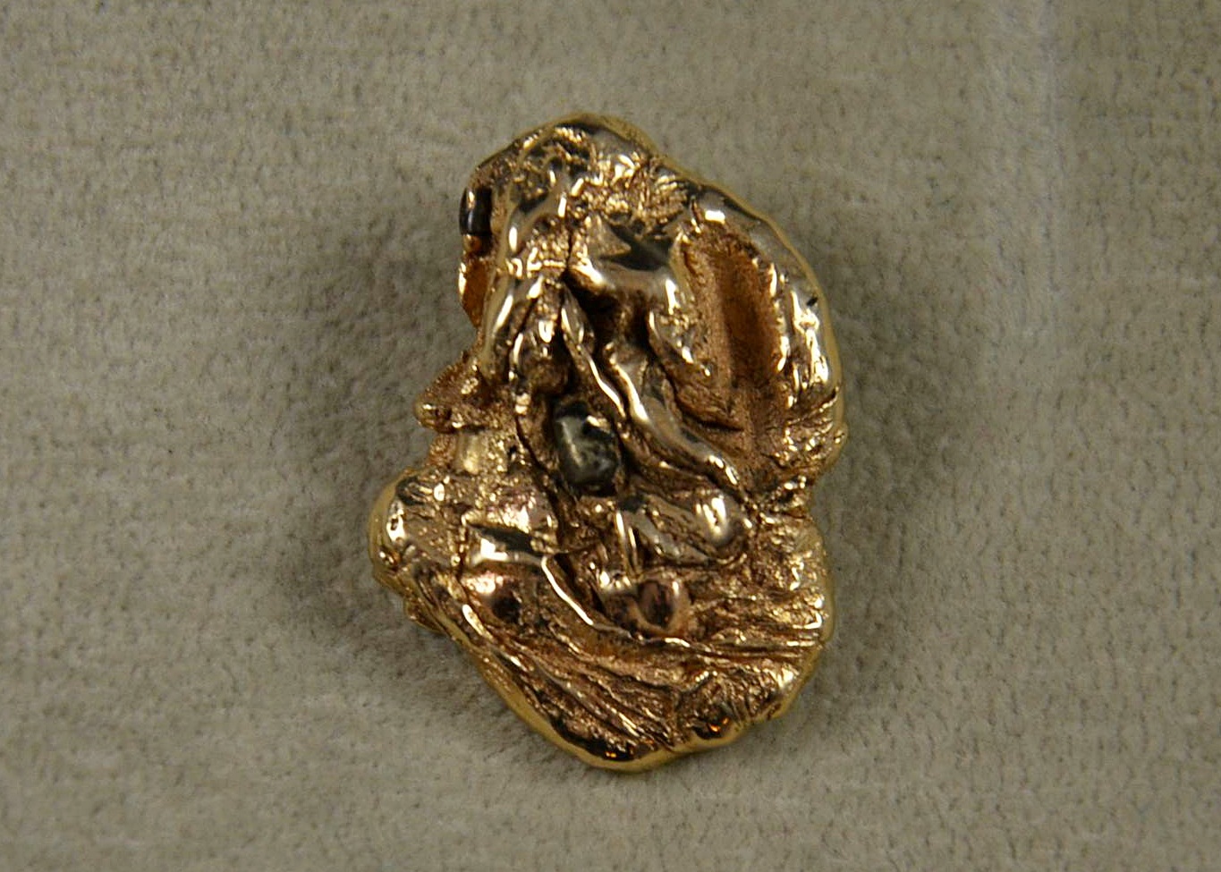 14K Yellow Gold Nugget Pendant