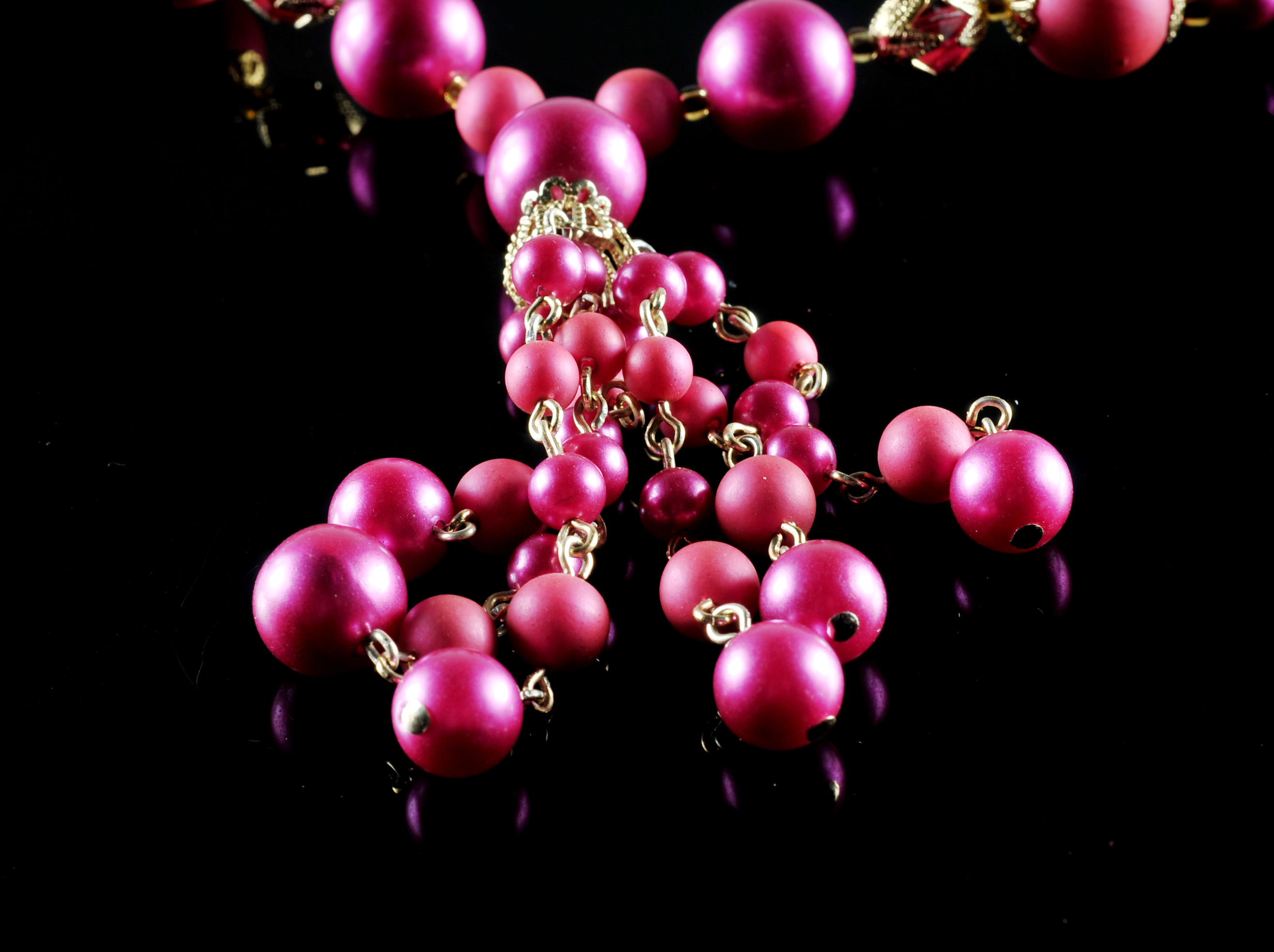 1950's Vintage Beaded Tassel Necklace and Earring Set