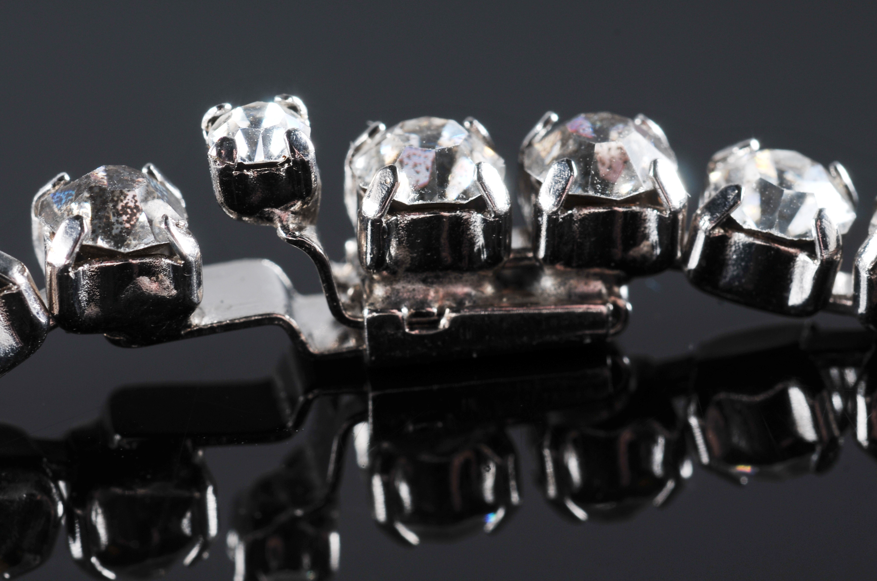 Modern Rhinestone Necklace