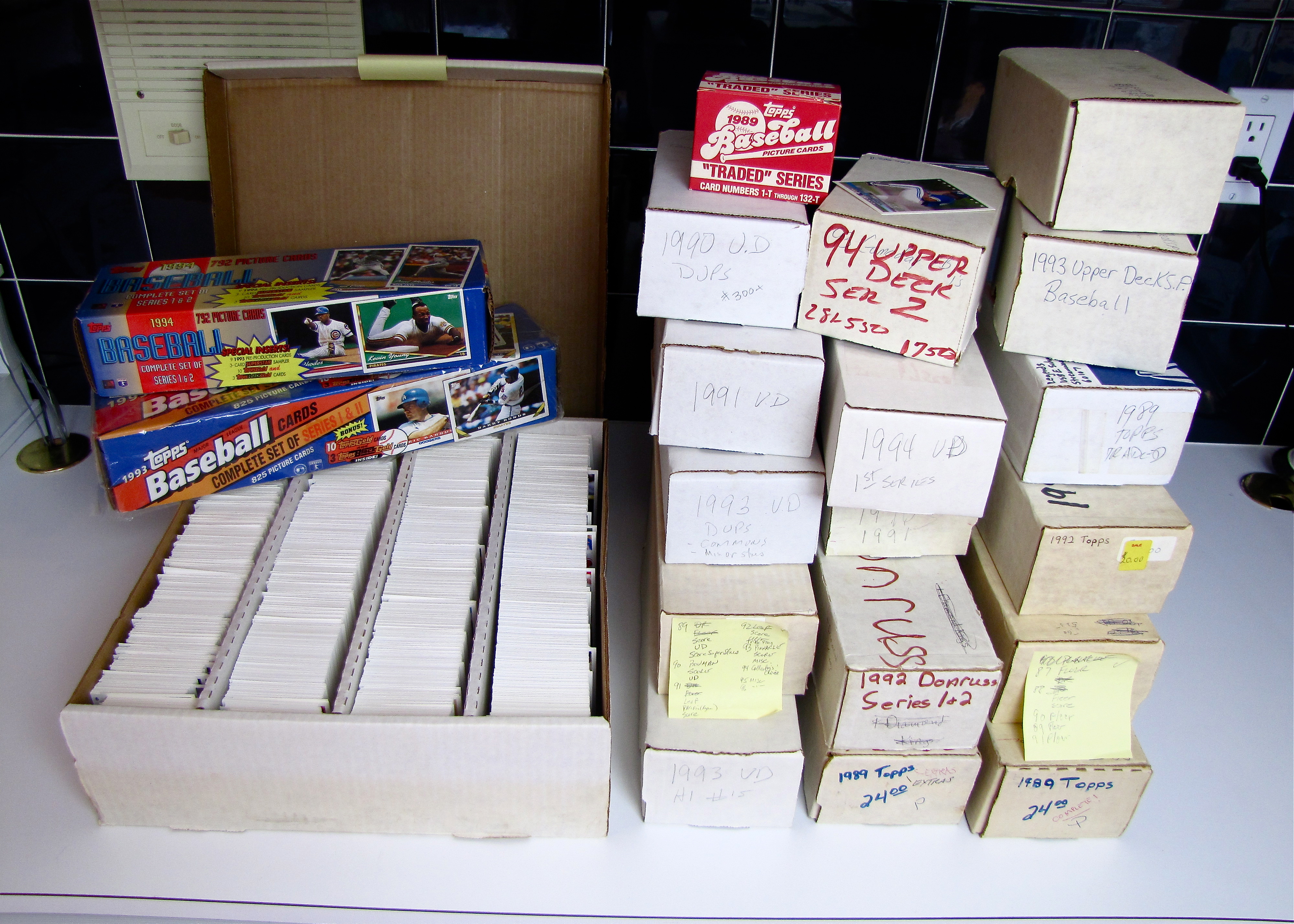 Large Collection of 1989-1994 Baseball Cards