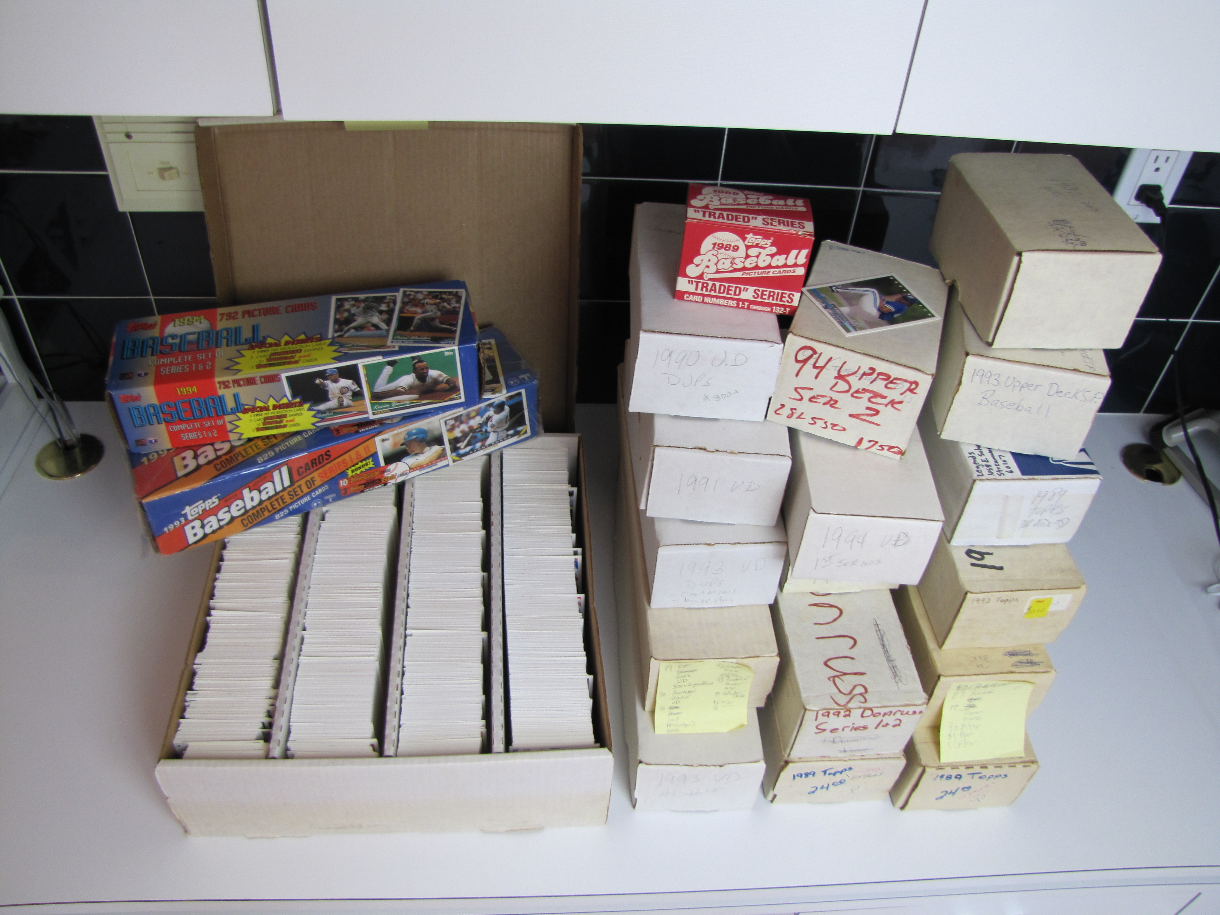 Large Collection of 1989-1994 Baseball Cards