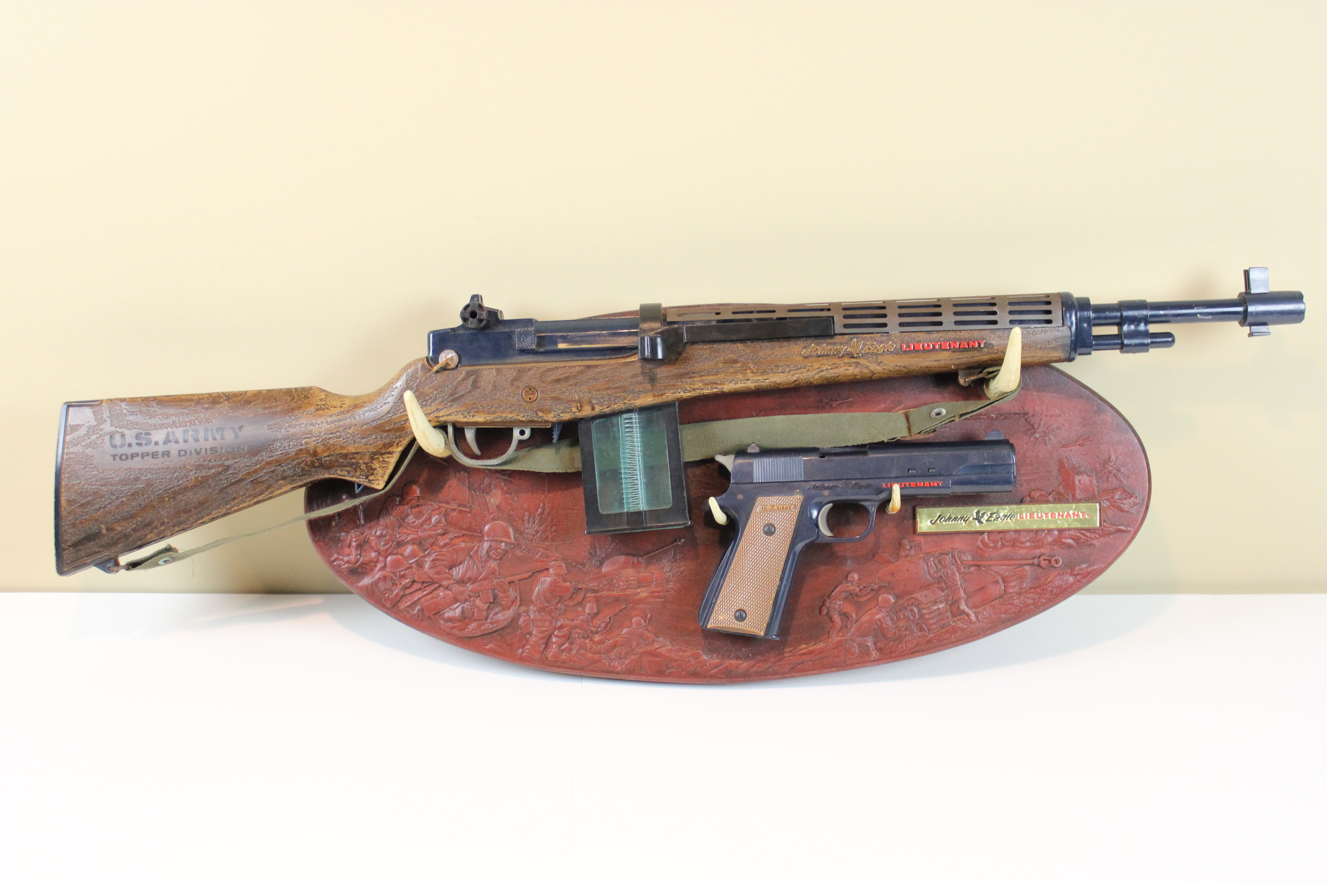 1960s Topper Toys Johnny Eagle Lieutenant Toy Gun Set with Plaque 