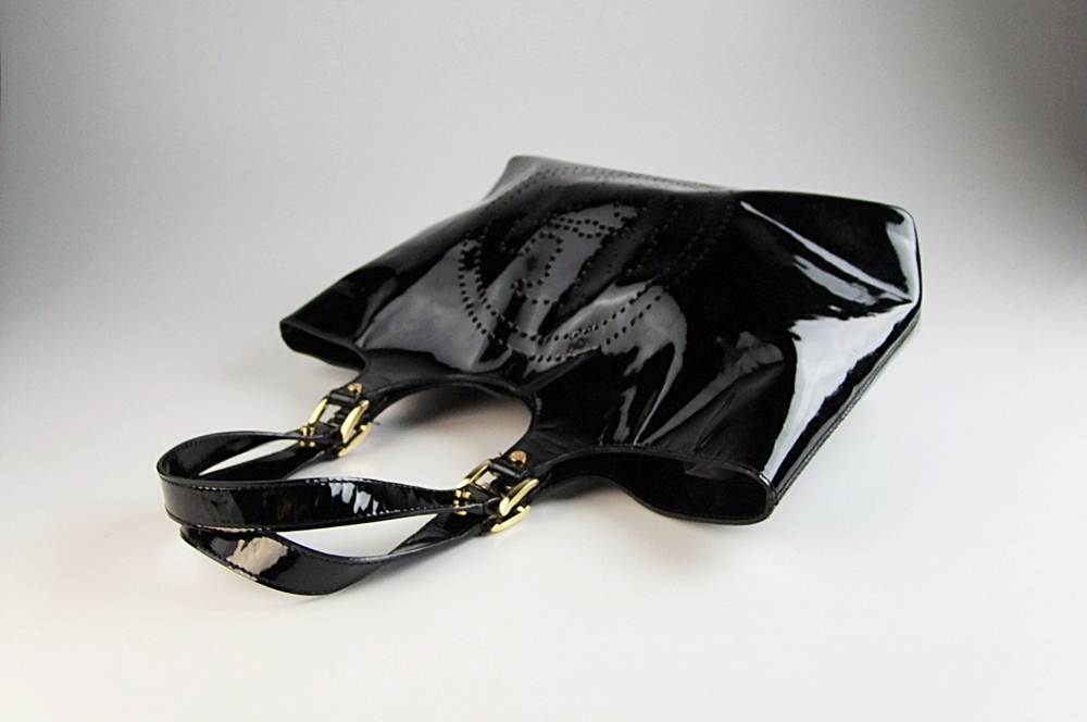 Tory Burch Black Patent Leather Tote with Pierced Logo Medallion