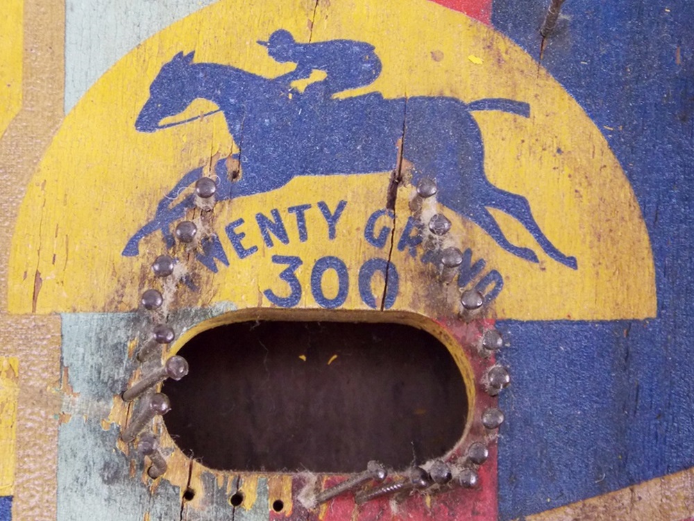 Antique Horse Racing Themed Pinball Game