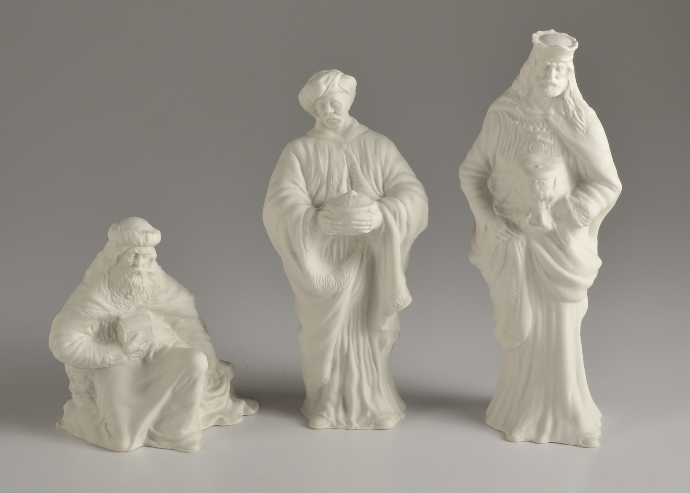 Boehm The First Noel Nativity Figurine Set