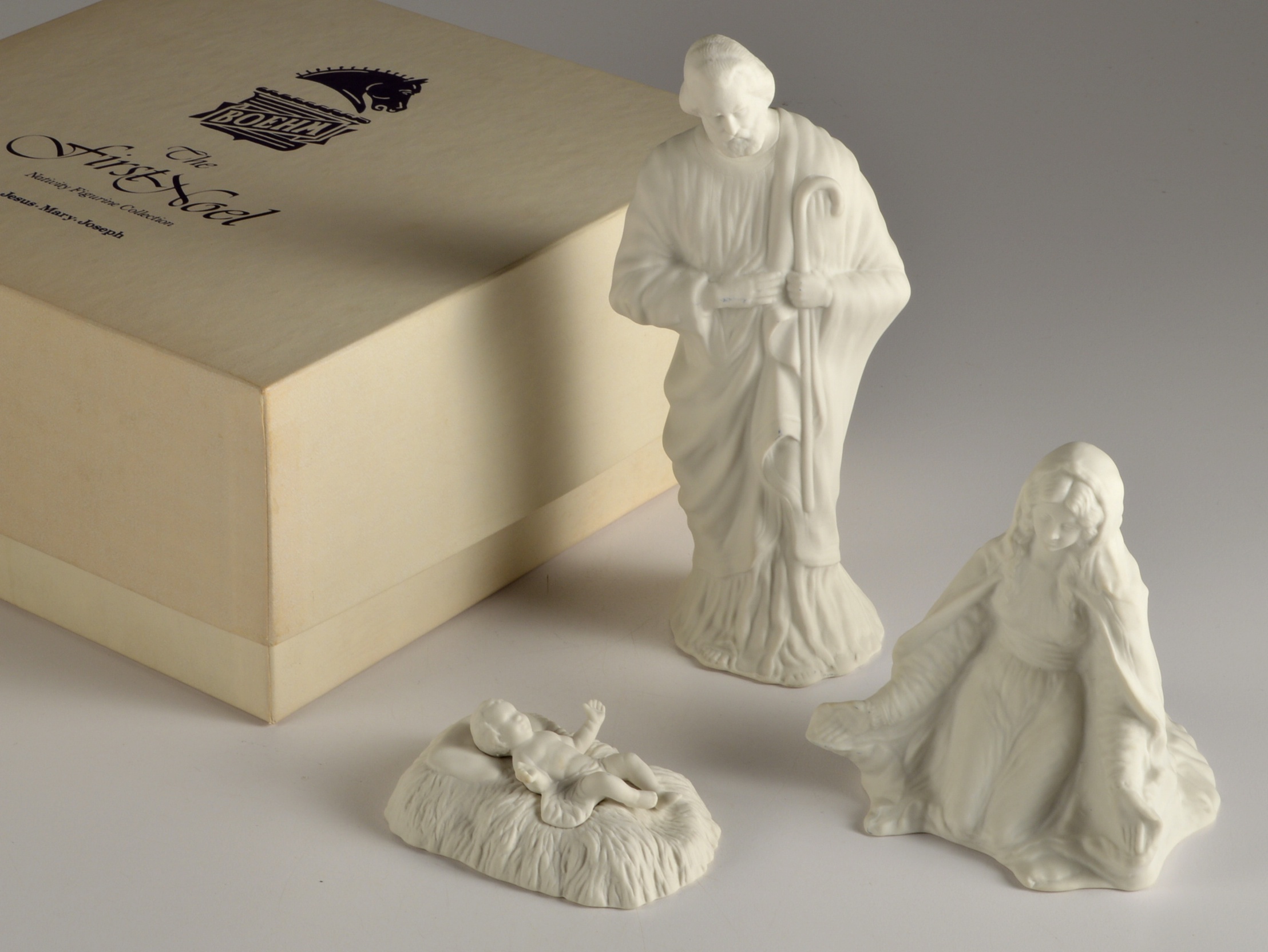 Boehm The First Noel Nativity Figurine Set