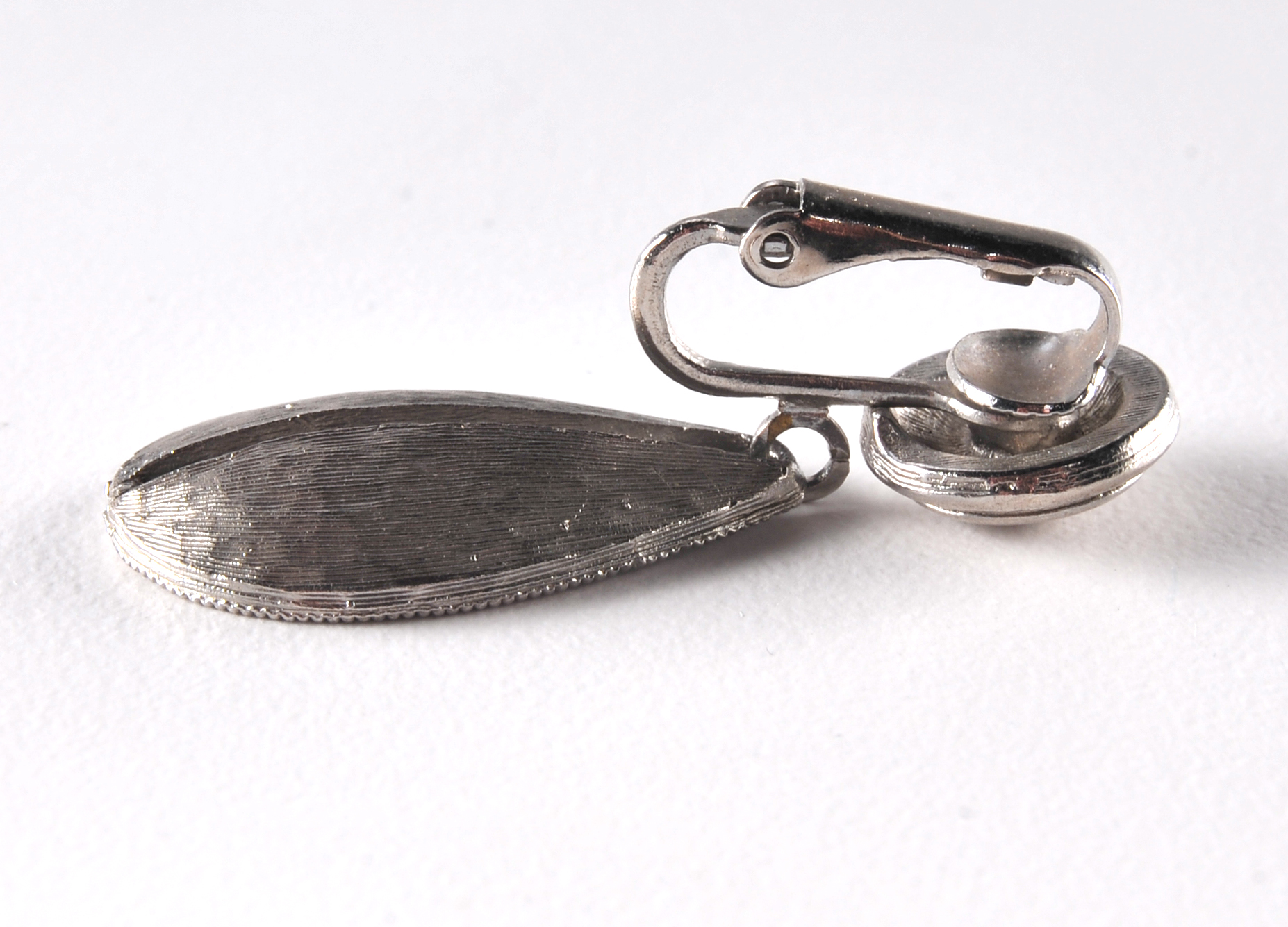  Necklace and Earring Set