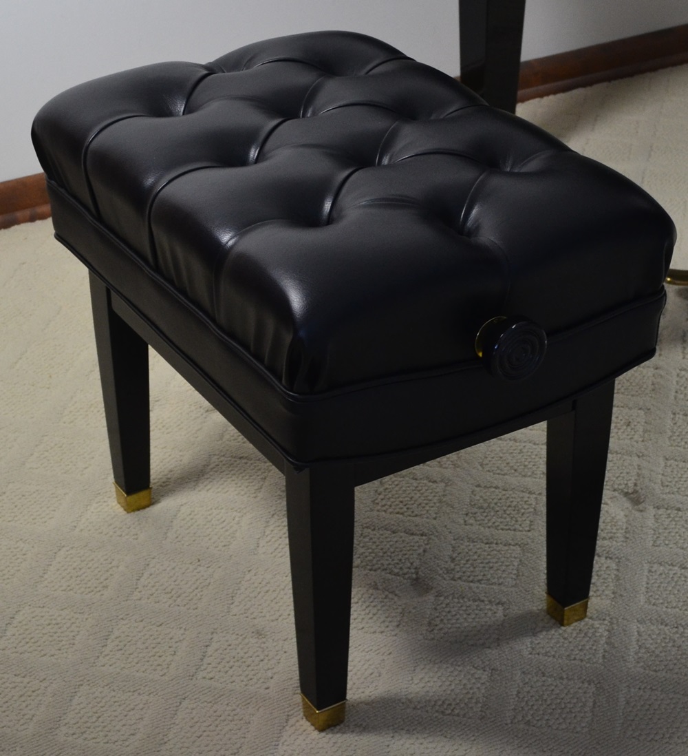 Yamaha GH1 Baby Grand Piano 5' 3"