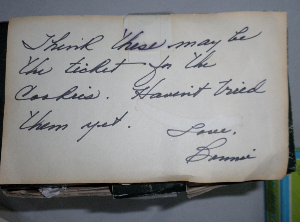 Vintage Kitchen Ware 