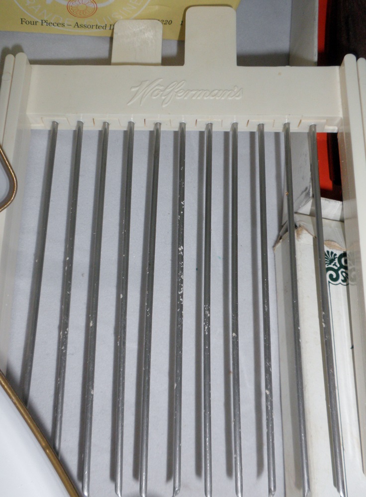 Vintage Kitchen Ware 