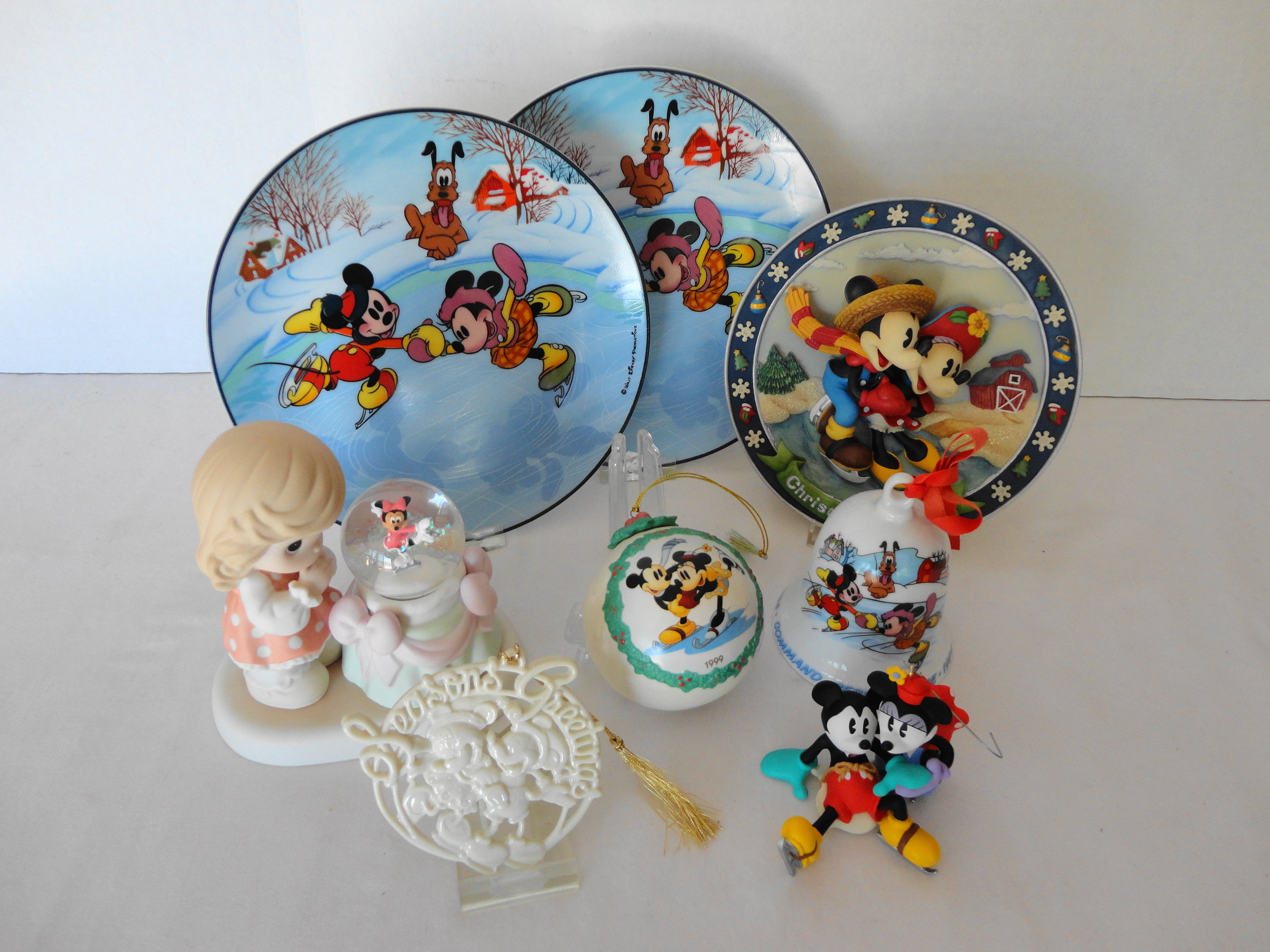 An 8 Piece Disney Collection
