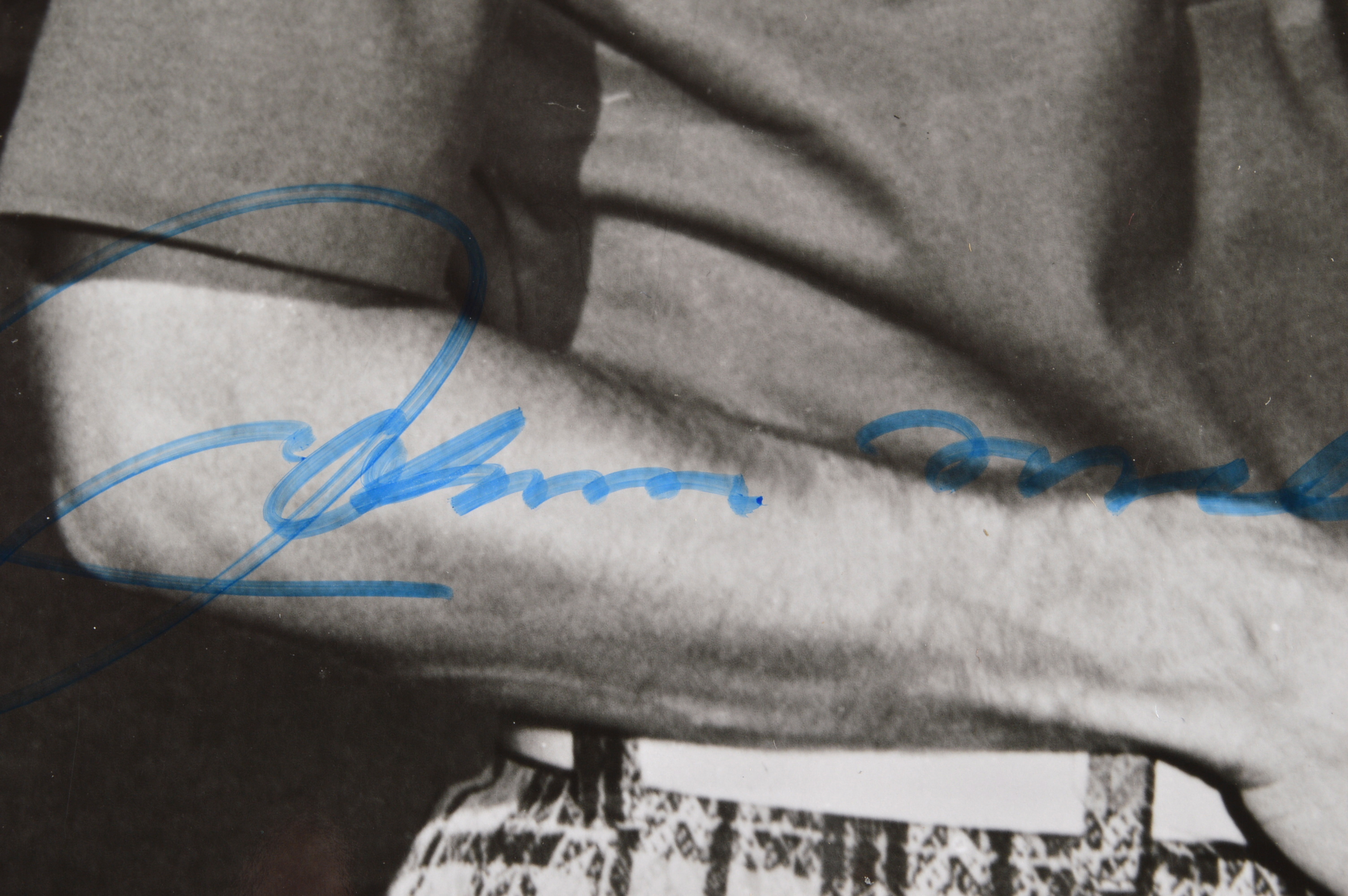 (HOF) Johnny Miller Autographed Golf Photo