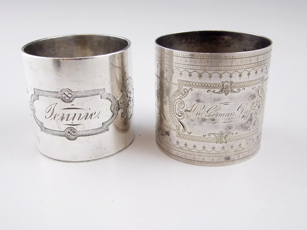 A Paul Revere Reproduction Silverplate Bowl Filled with 13 Vintage napkin Rings
