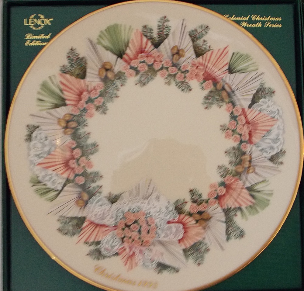 Lenox Colonial Christmas Wreath Plates