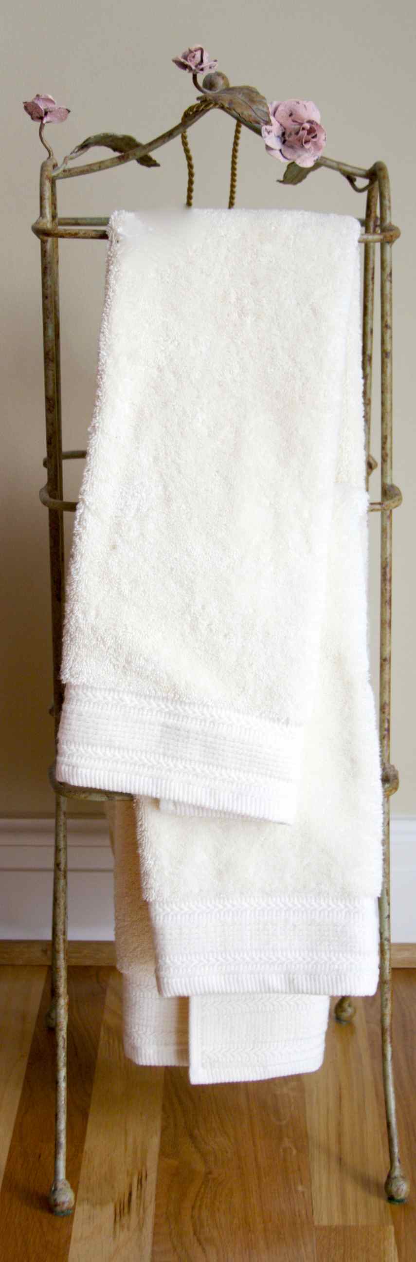 Iron Towel Rack with Rose and Leaf Detail