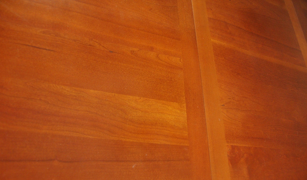 Thomasville Cherry Finish Dining Room Table and Chairs