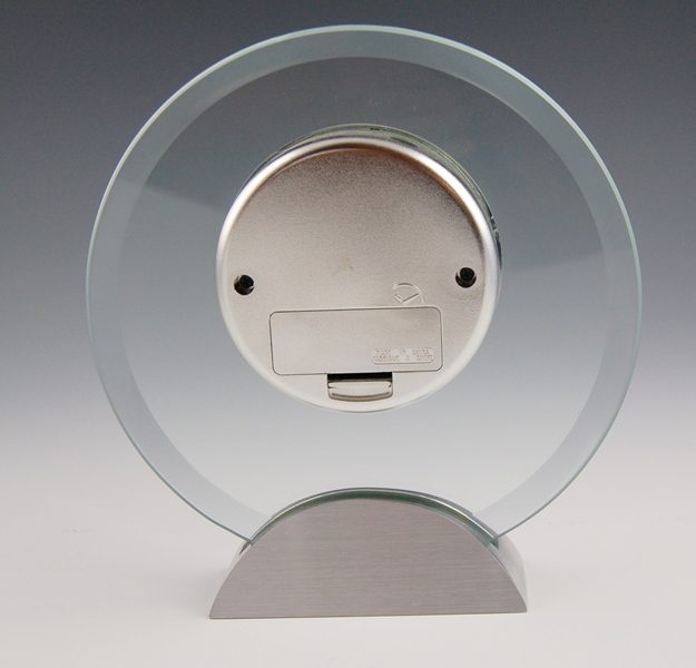 Danbury Modern Quartz Mantel Clock