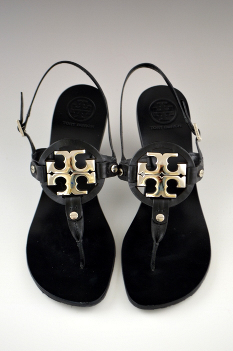 Tory Burch Holly Black Thong Sandals - Size 9