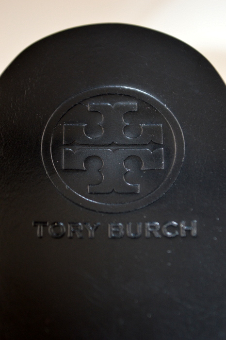 Tory Burch Holly Black Thong Sandals - Size 9