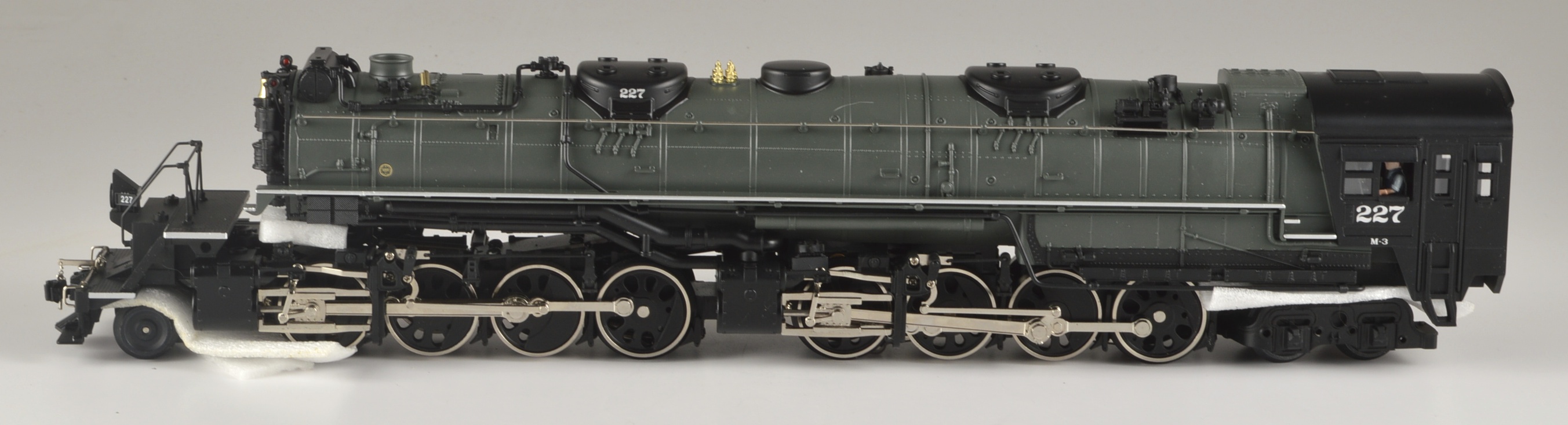 MTH Duluth Missaba & Iron Range Yellowstone Steam Locomotive