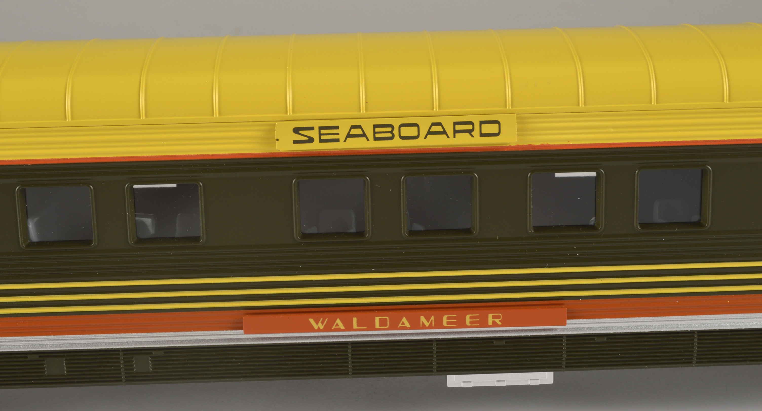 MTH Seaboard "Orange Blossom Special" Passenger Car Set