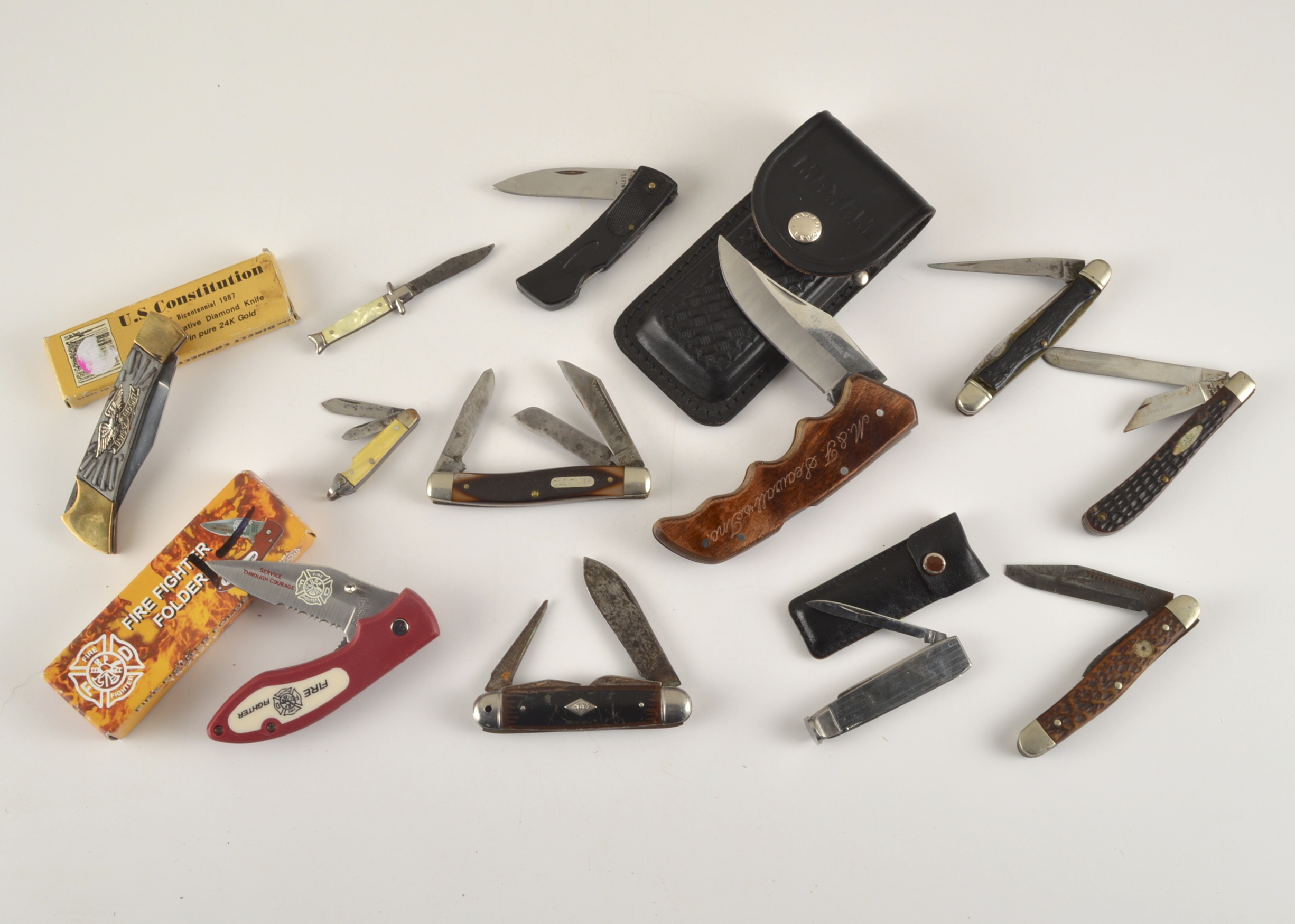 Amazing Collection of Vintage Knives