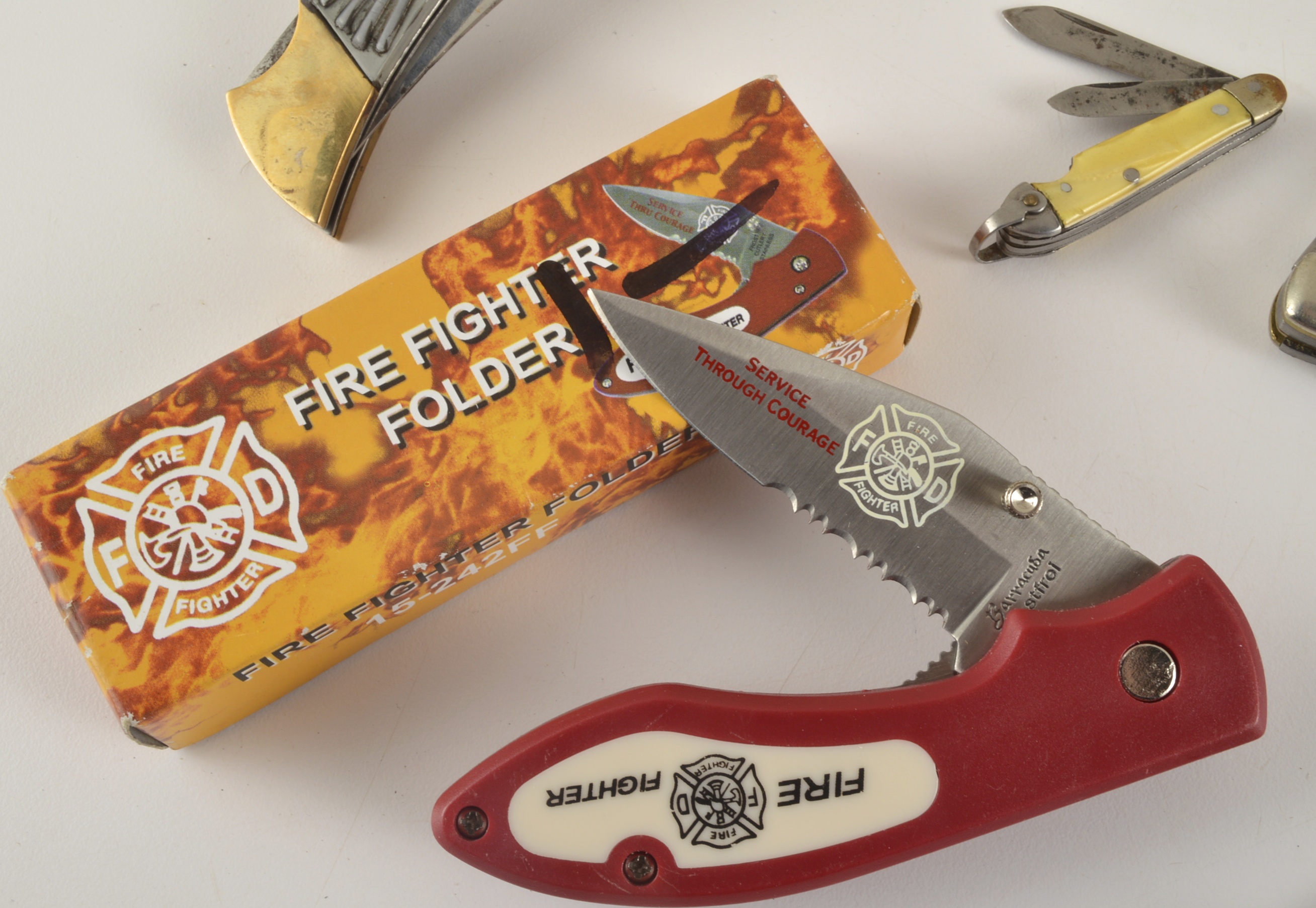 Amazing Collection of Vintage Knives