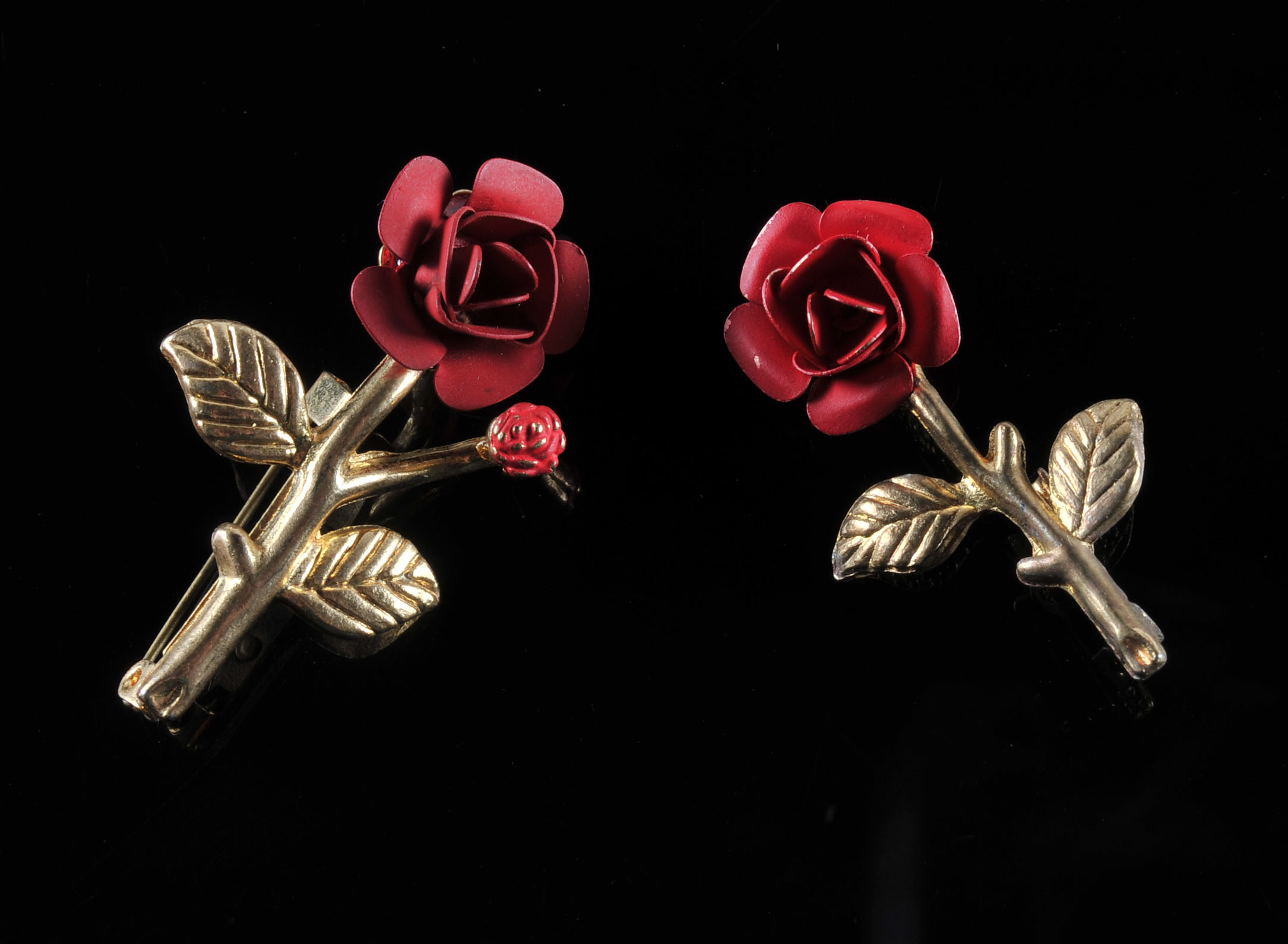 Lot Of Vintage Costume Jewelry, Mostly Pins