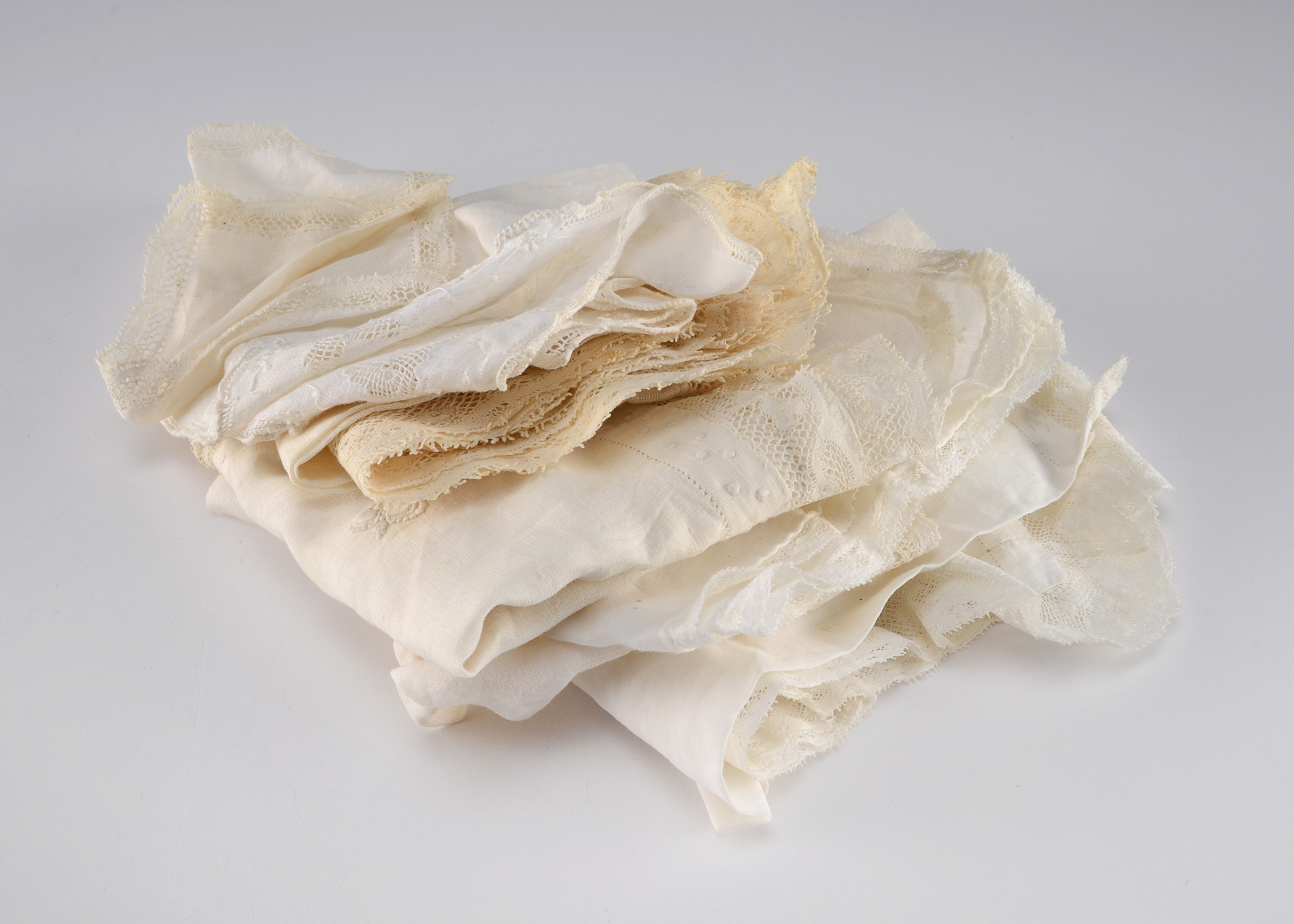 Vintage Ladies Handkerchiefs