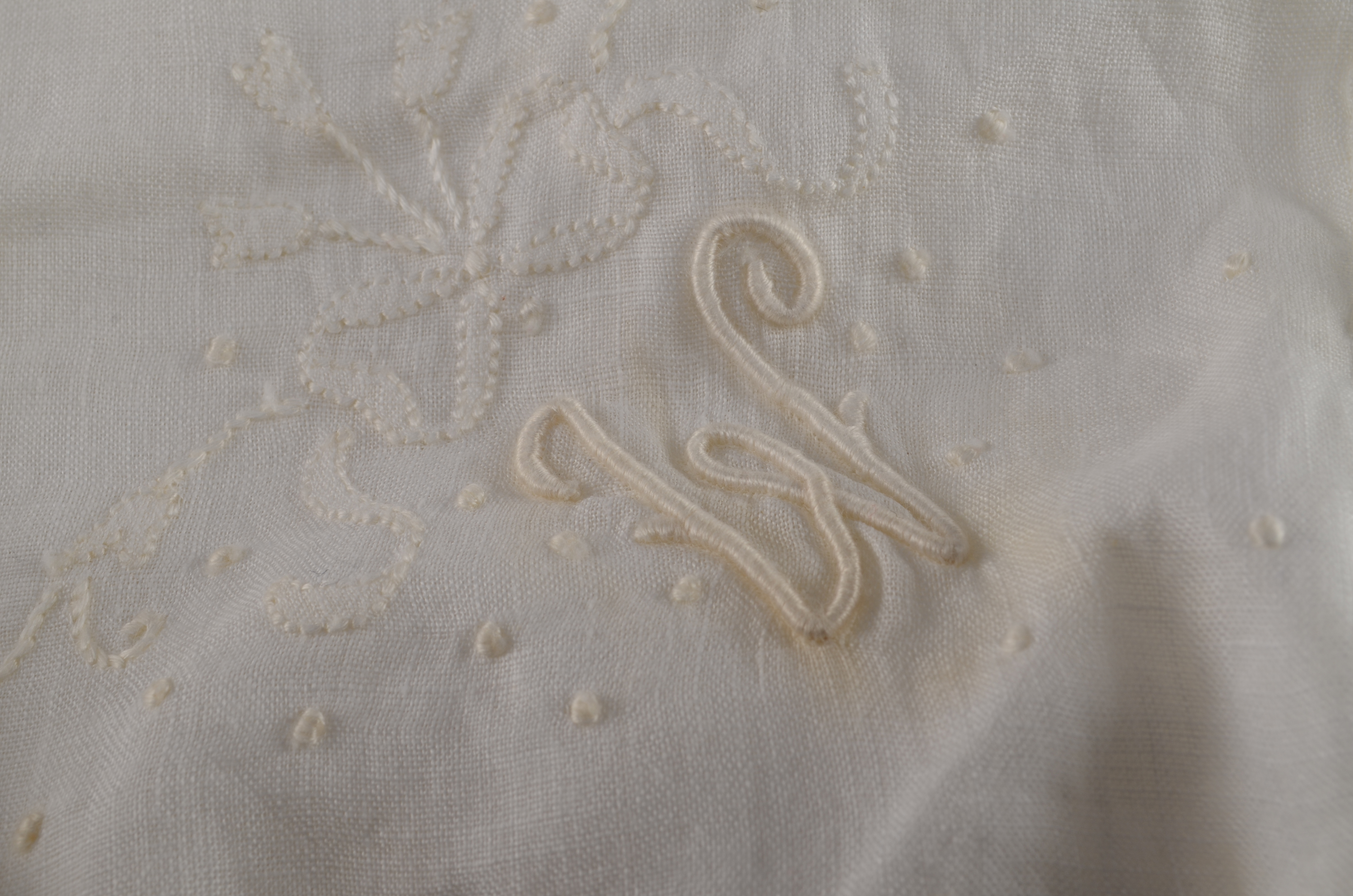 Vintage Ladies Handkerchiefs