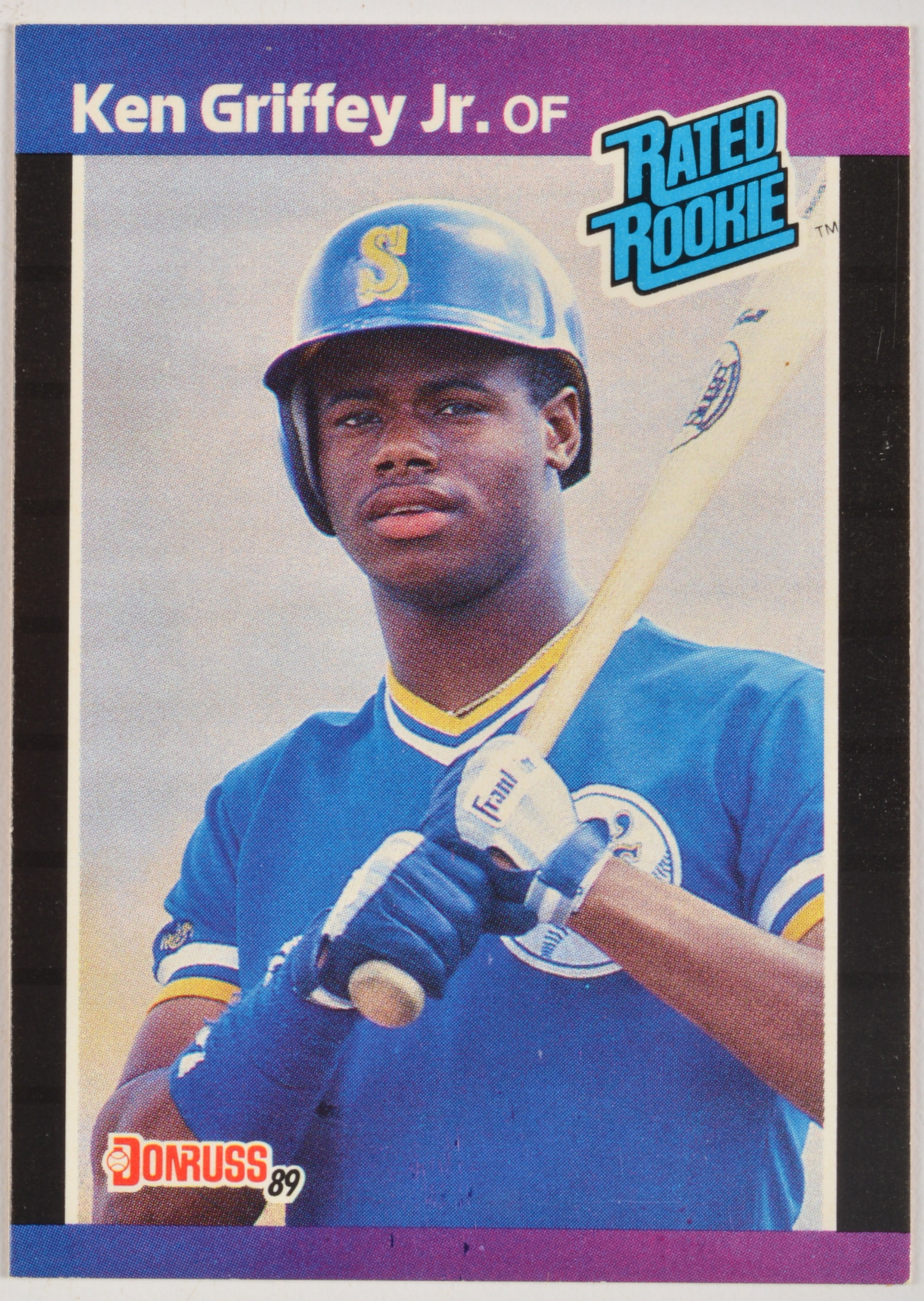 (24) Ken Griffey Jr. "Rookie" Baseball Cards