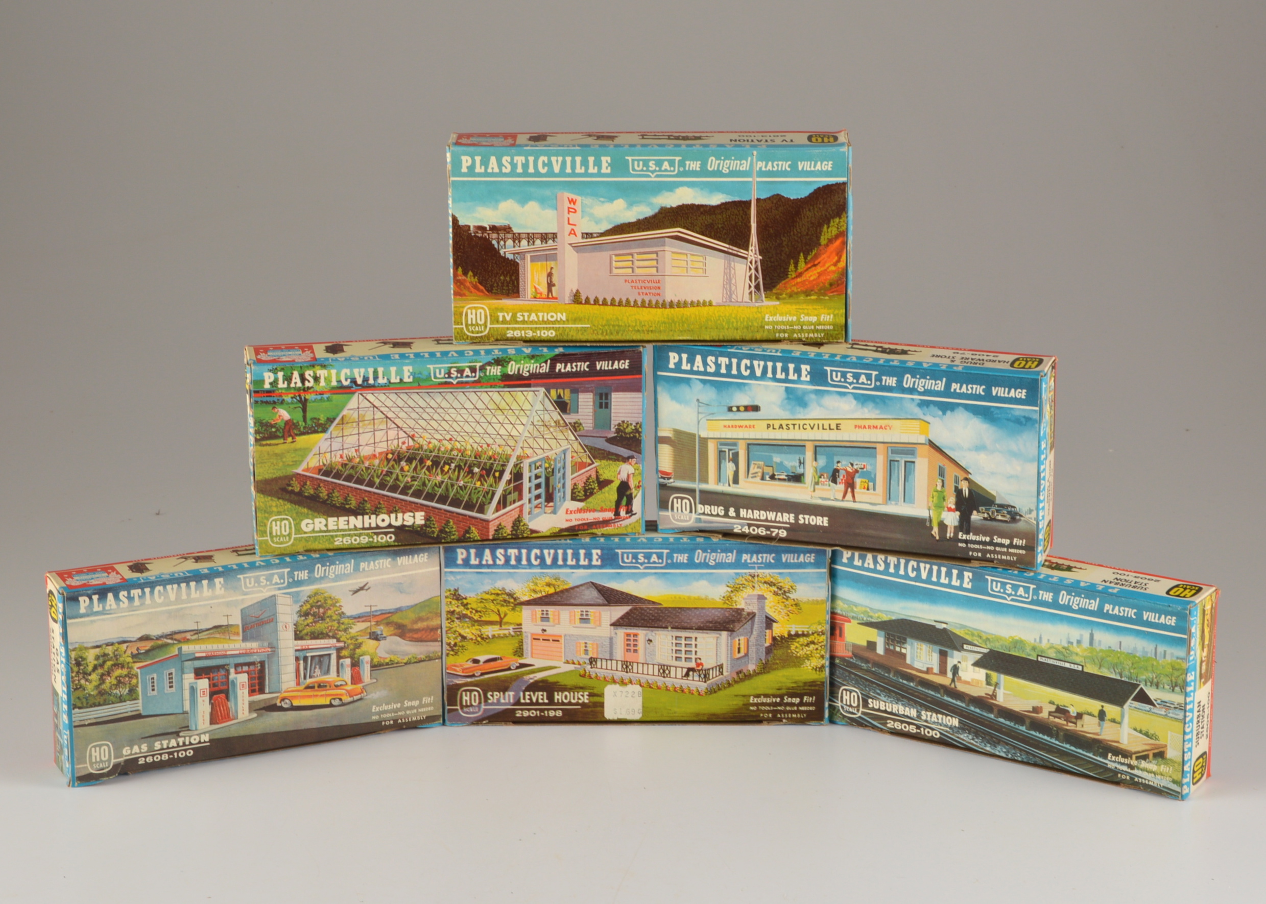 Vintage Bachmann Plasticville HO Gauge Building Kits