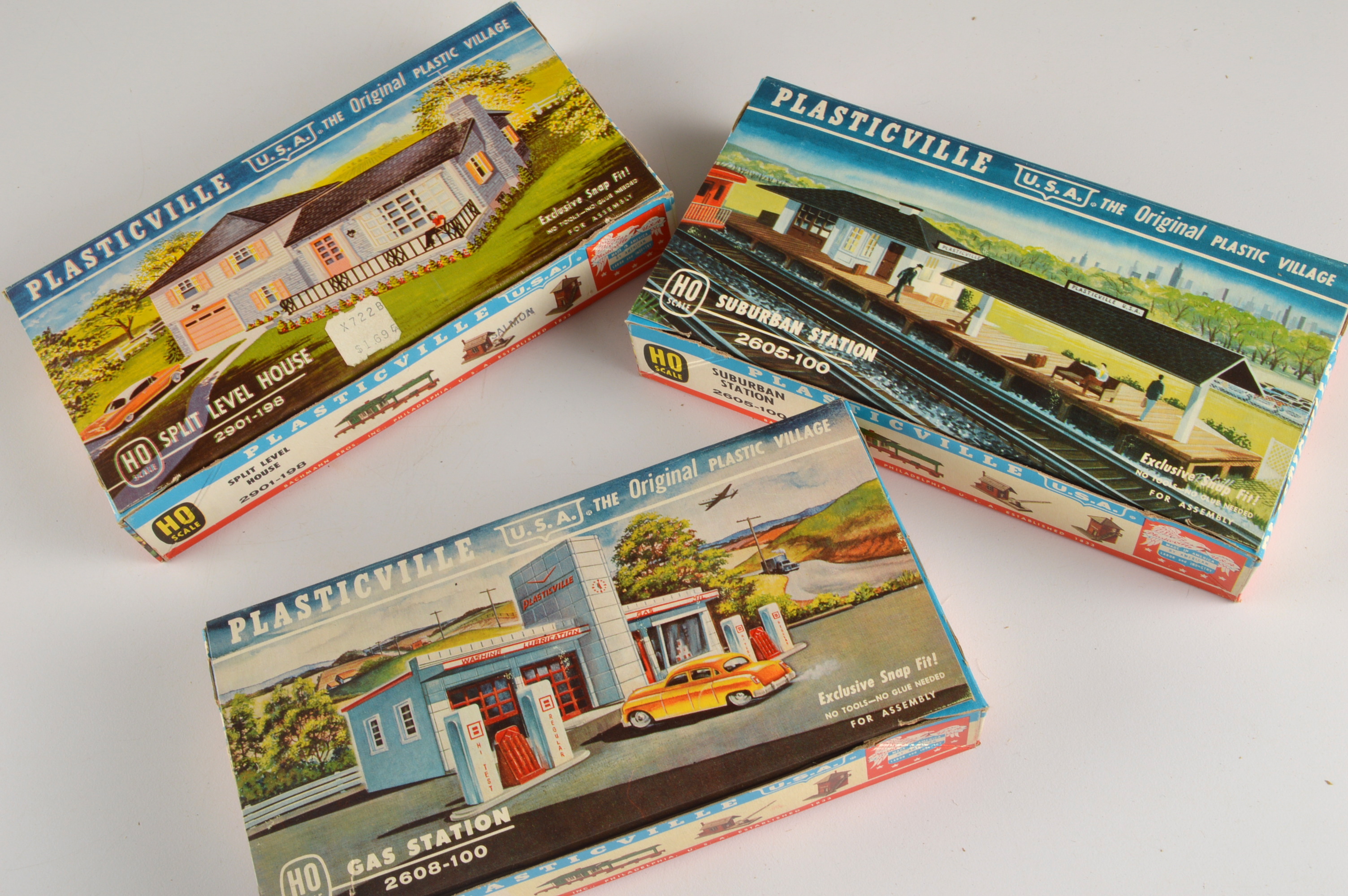 Vintage Bachmann Plasticville HO Gauge Building Kits