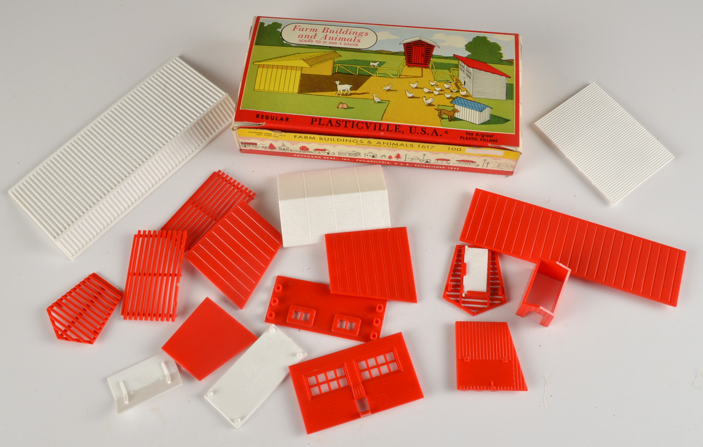 Vintage Bachmann Plasticville HO Gauge Building Kits