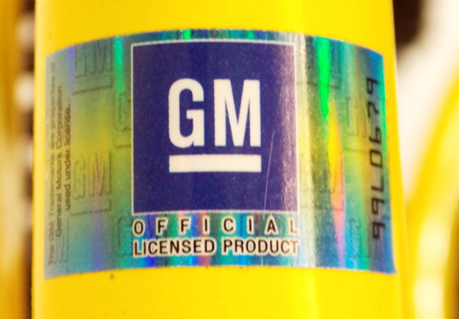 Yellow Hummer 7 speed Mountain Bike