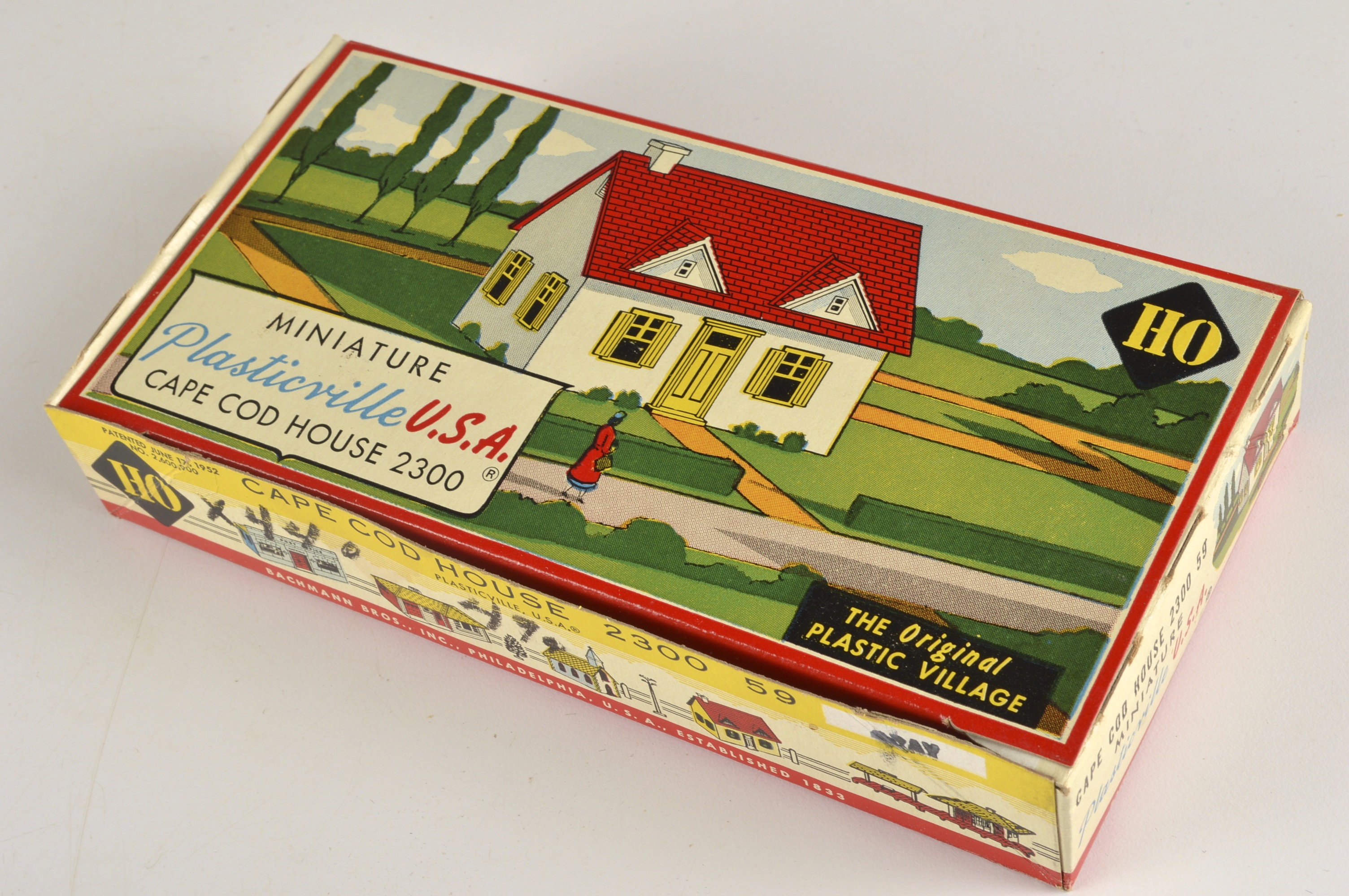 Vintage Bachmann Plasticville HO Gauge Building Kits