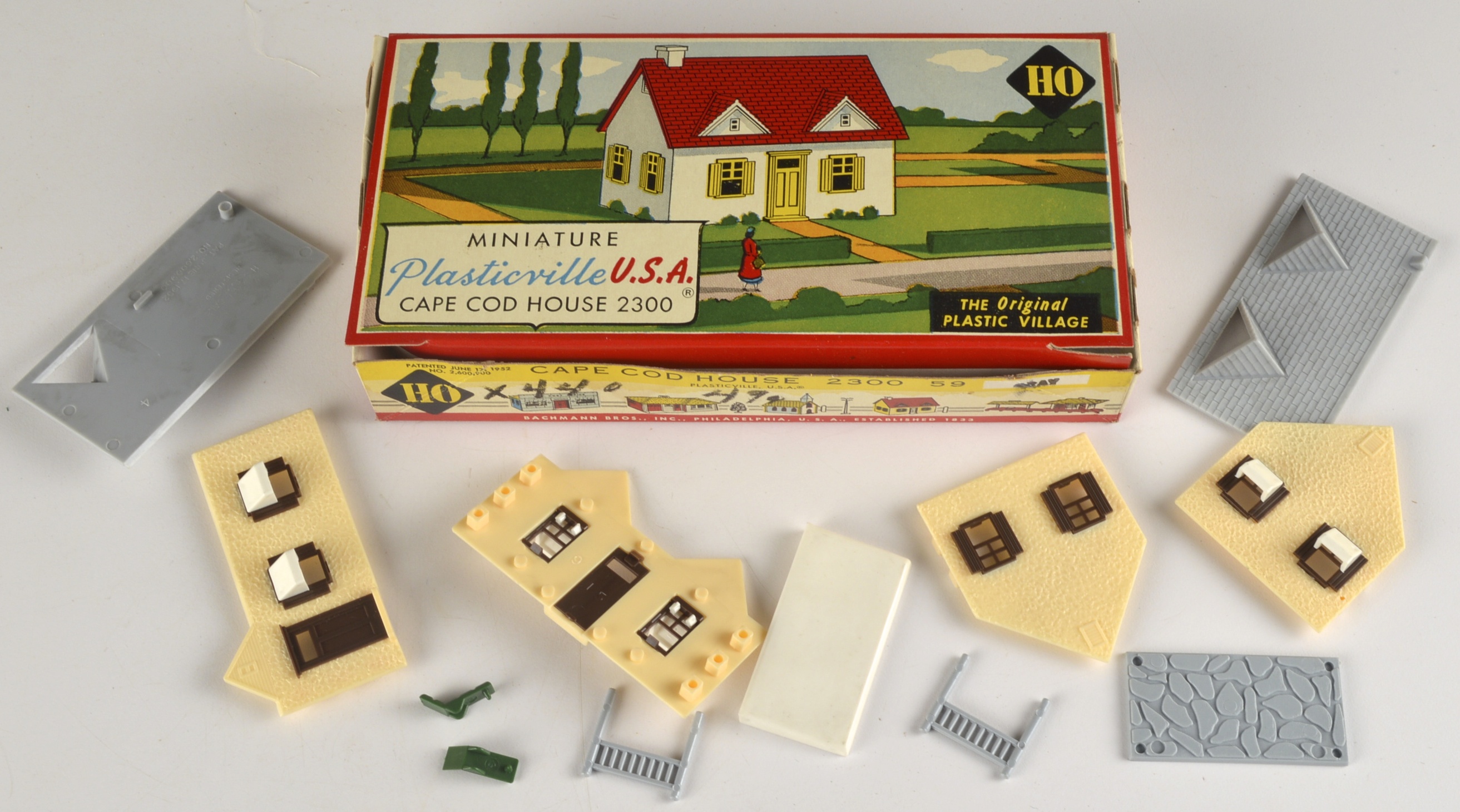 Vintage Bachmann Plasticville HO Gauge Building Kits