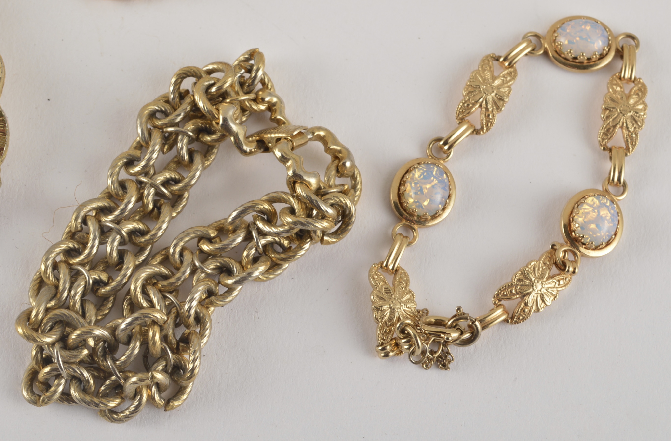 Generous grouping of Vintage Jewelry