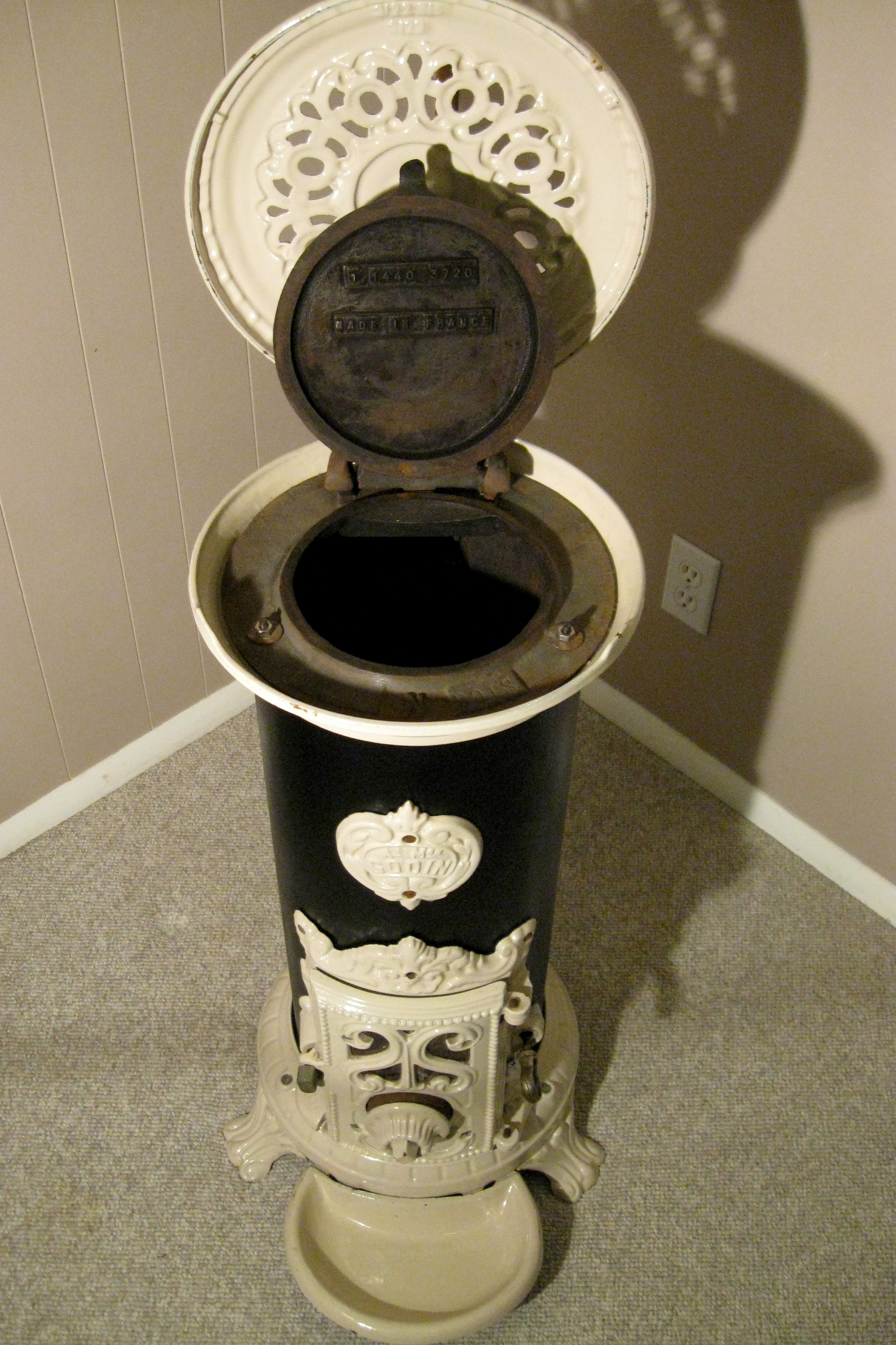 Petit Godin Wood and Coal Burning Stove