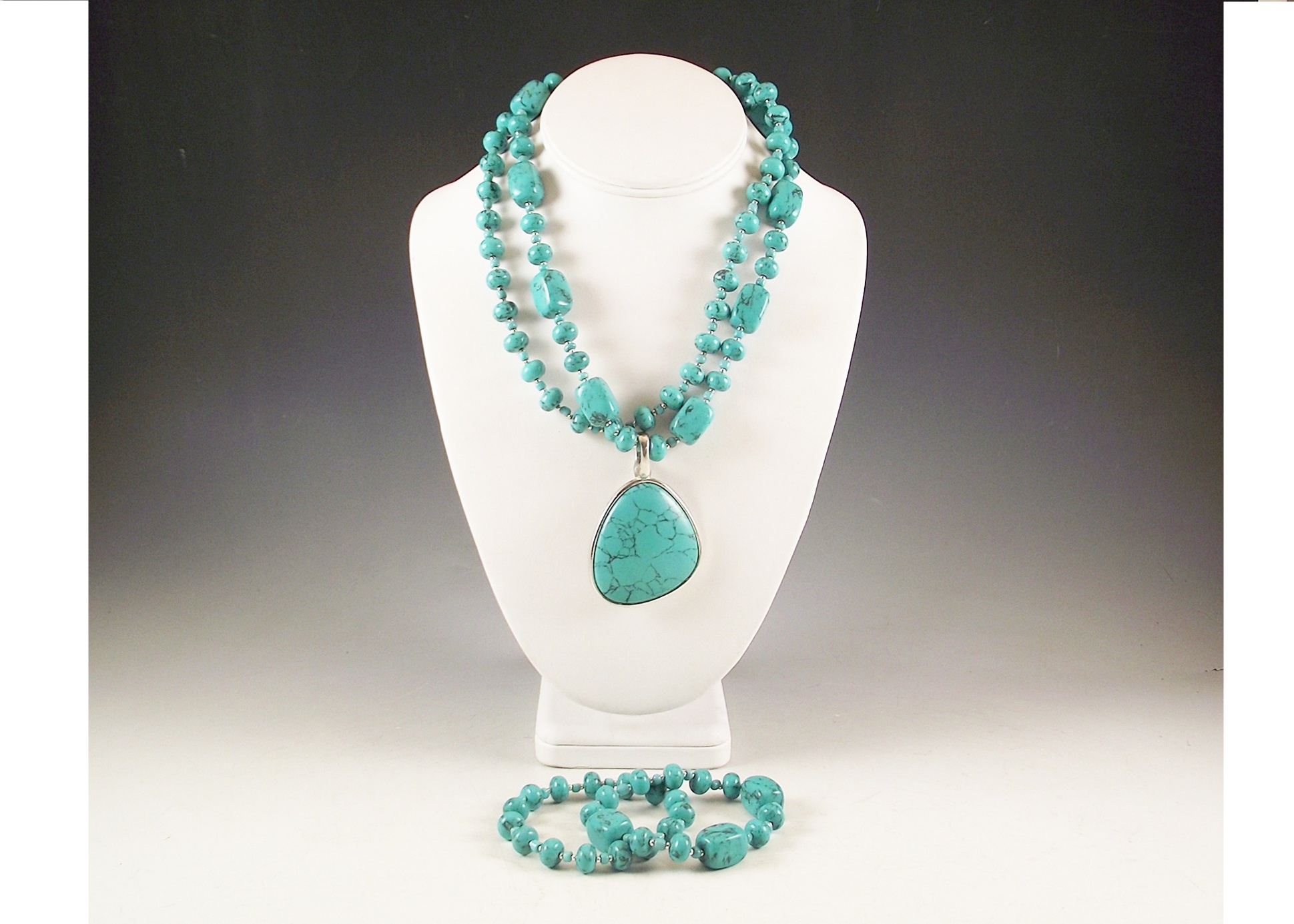 Premier Designs Faux Turquoise 4-Piece Jewelry Set