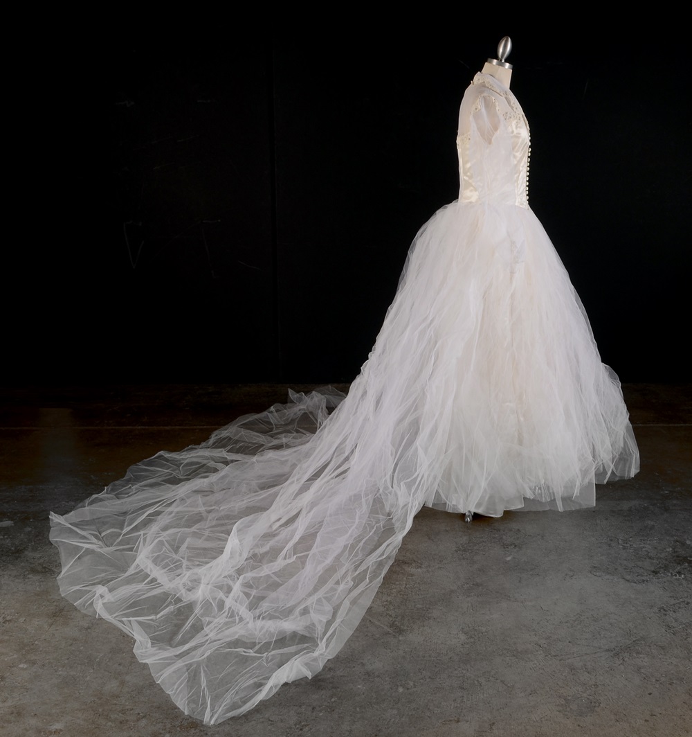 Lovely Vintage Custom-Made Wedding Gown