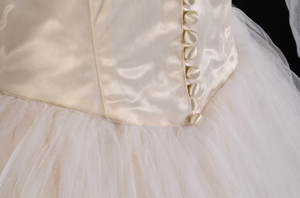 Lovely Vintage Custom-Made Wedding Gown